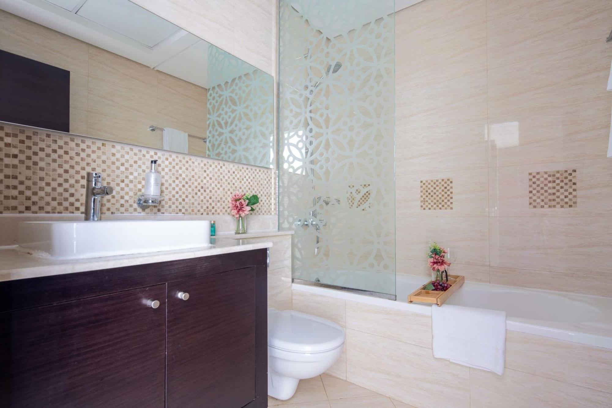 Frank Porter - Mon Reve Apartamento Dubai