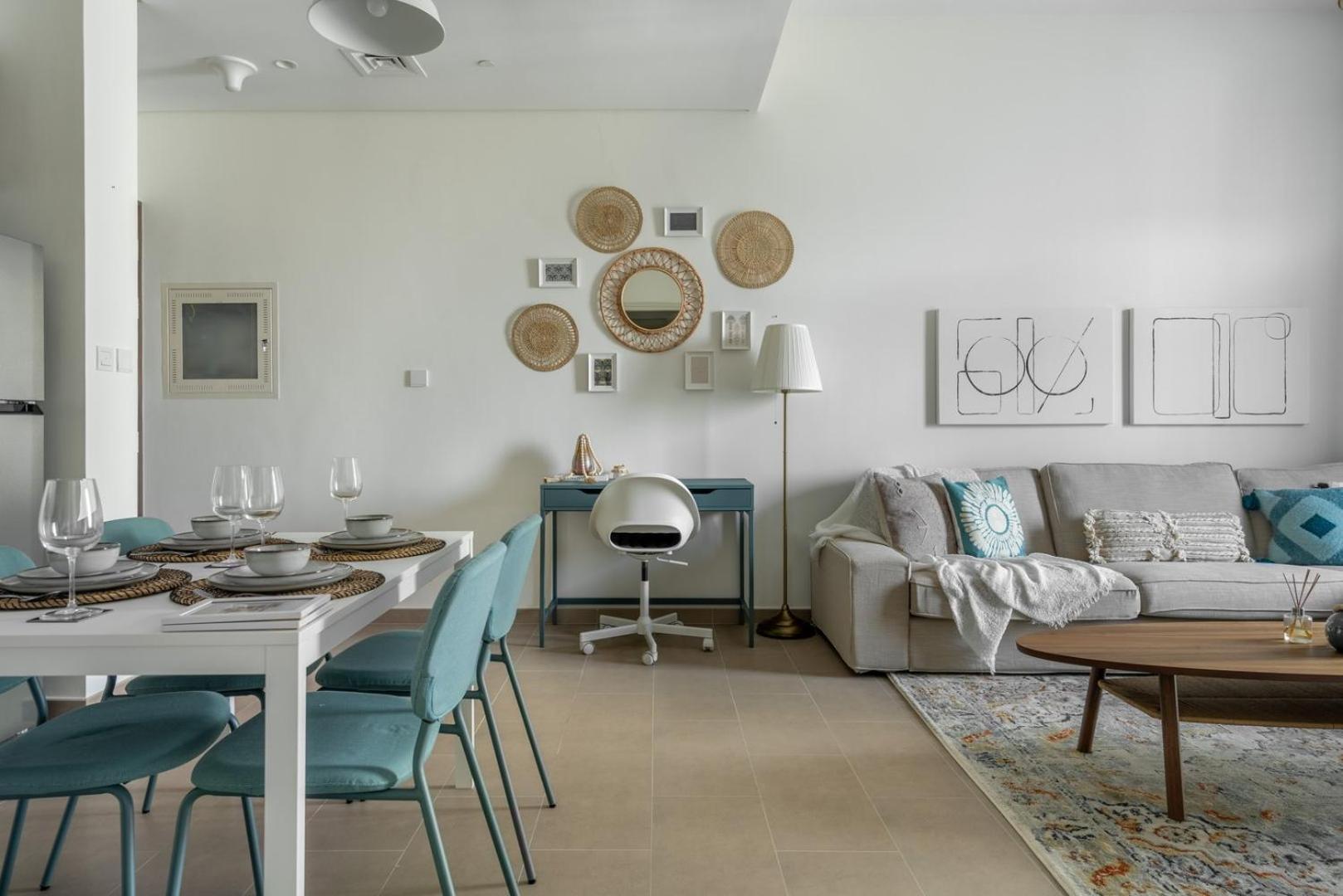 Guestready - Chic Accents In Hills Apartment *