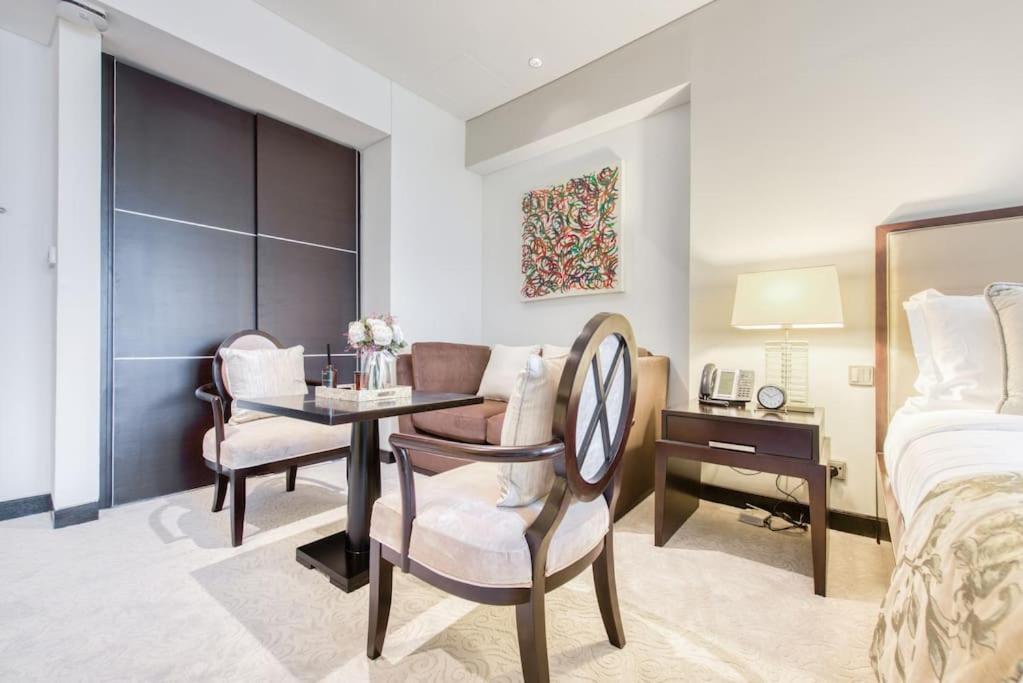 Superhost - At Jw Marriott - The Address Marina Apartment