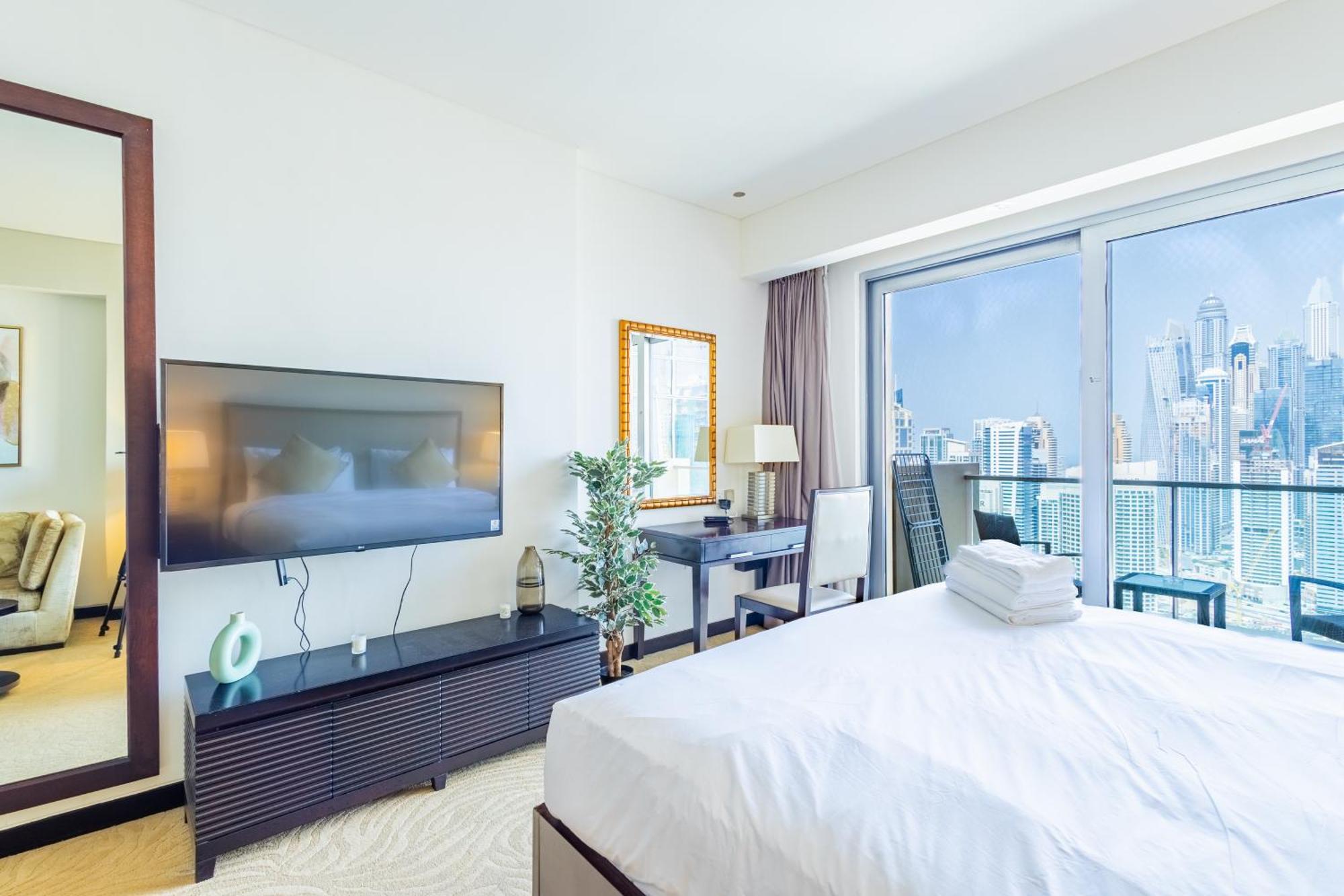 Superhost - At Jw Marriott - The Address Marina