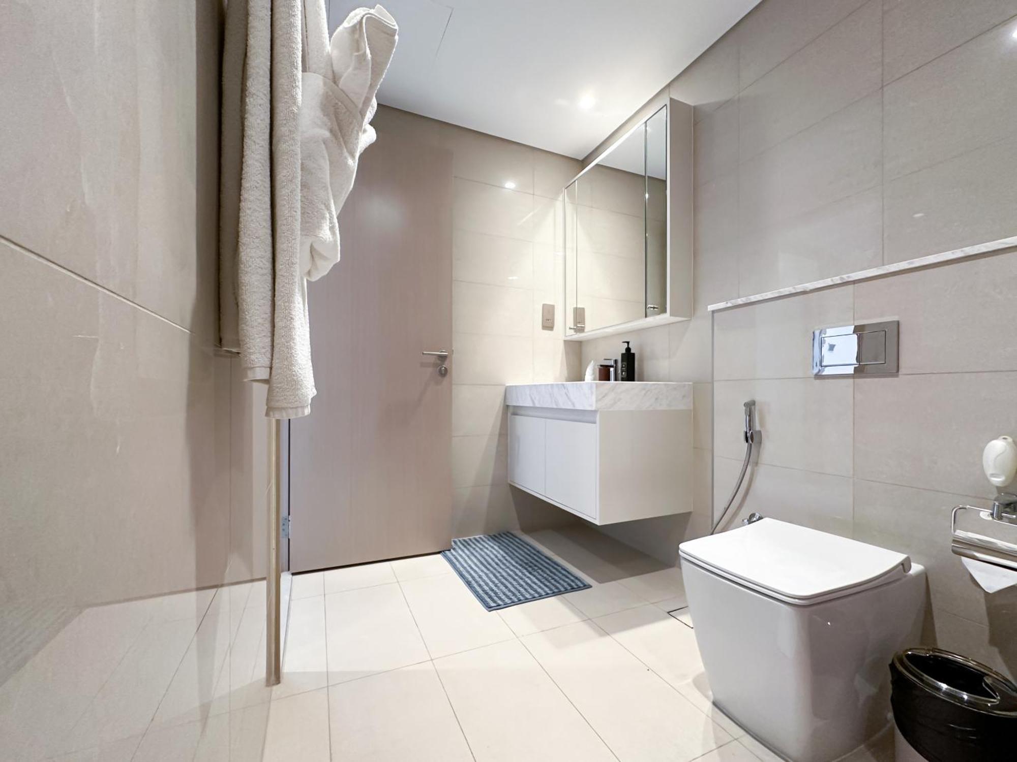 Trophy - Downtown Skyview In 35th Floor Apartment Dubai