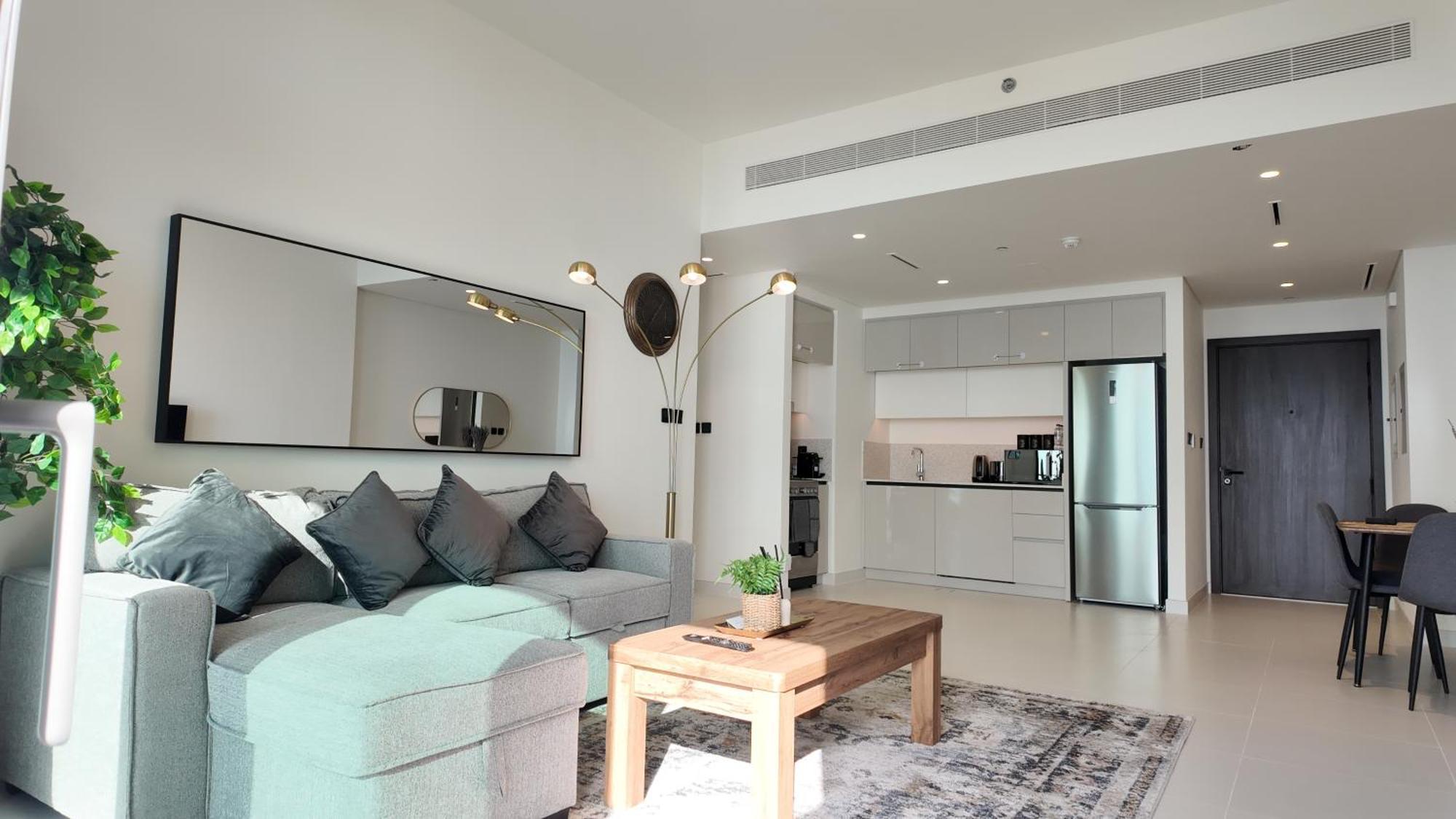 Luxurious Beachfront With Atlantis And Palm Jumeira Views