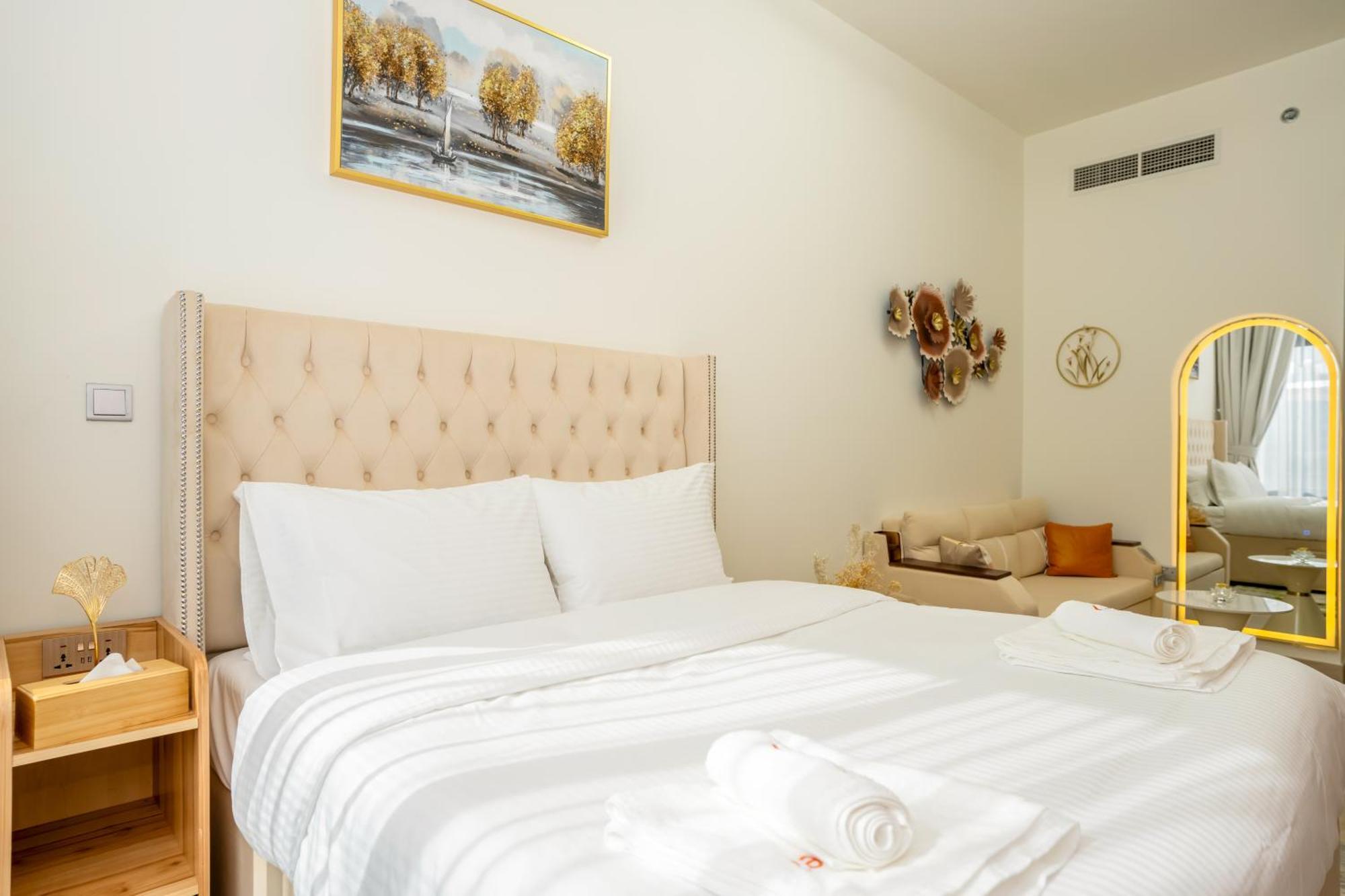Zapbed House - Azizi Riviera