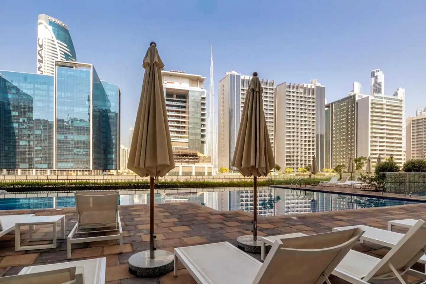 Stunning 2-bedroom Business Bay With Burj Khalifa View & Huge Balcony Apartamento