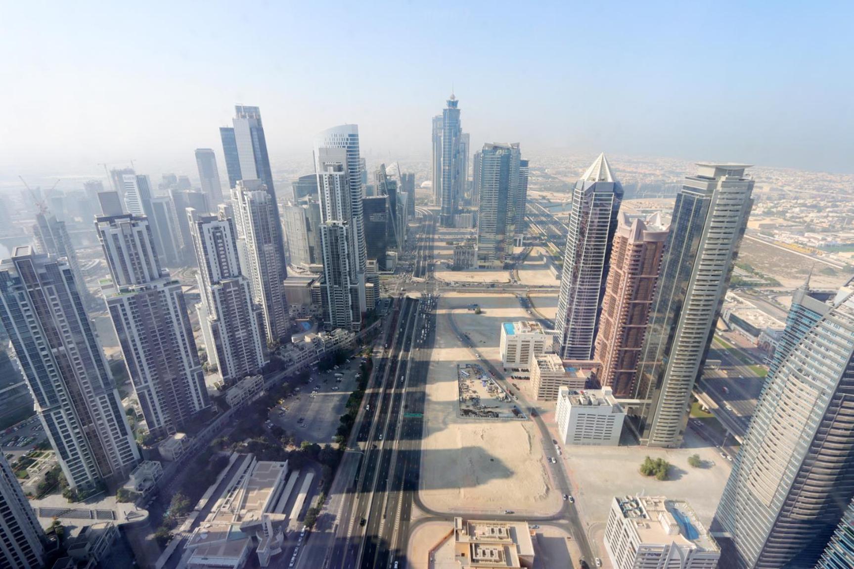 Apartment Paramount Midtown - Upgraded High-floor 2 Br Dubai