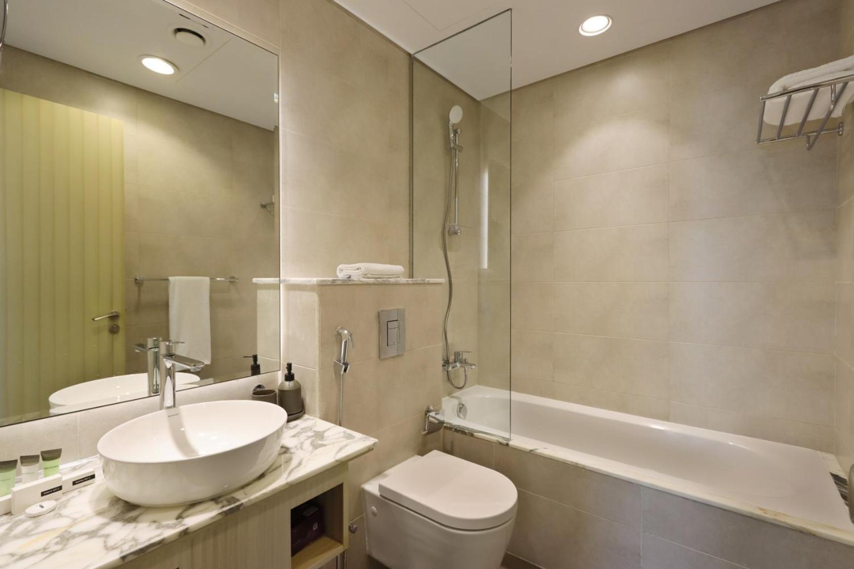 Paramount Midtown - Upgraded High-floor 2 Br Dubai