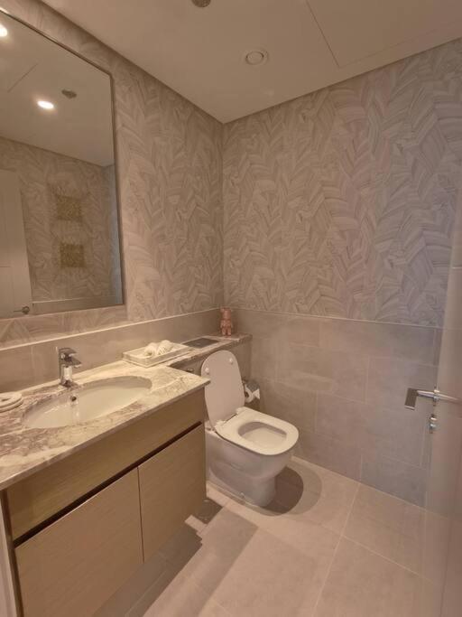 Burj View - 10 Minutes Walk Dream Lux Designer 3bd * Dubai