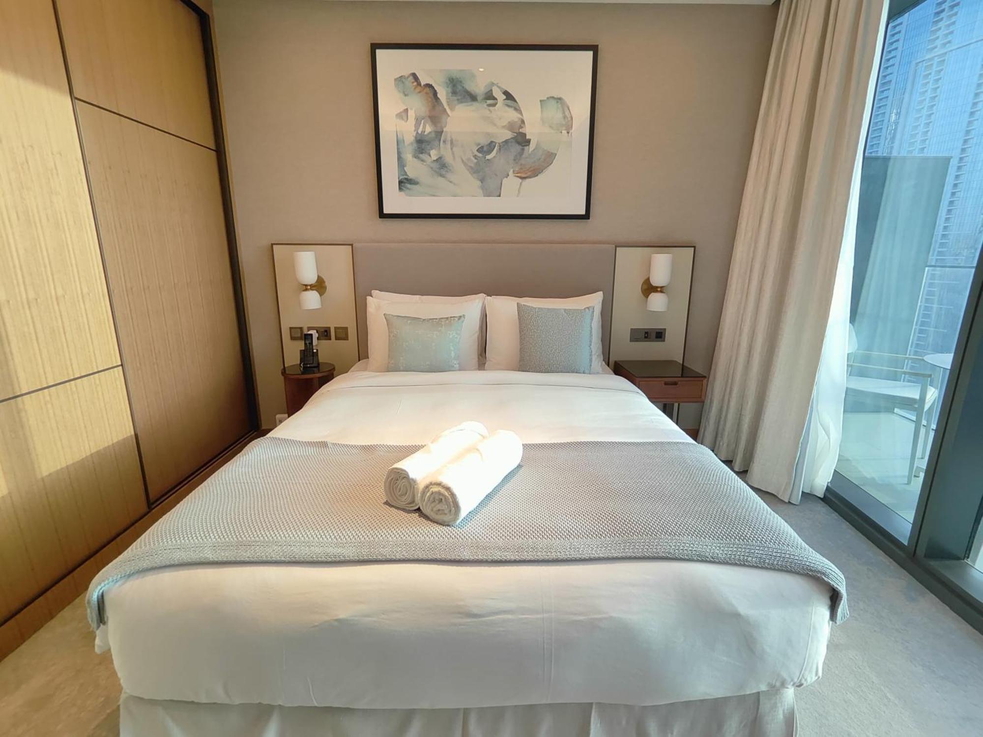 2bd Luxury Opera District Downtown