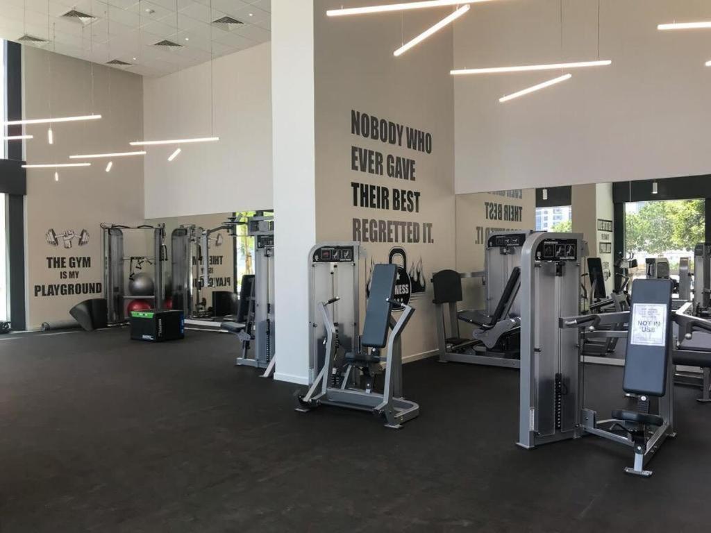 Fancy One Bedroom In Downtown Apartment Dubai