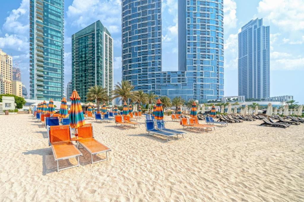 Beachfront Bliss 1br In Marina *