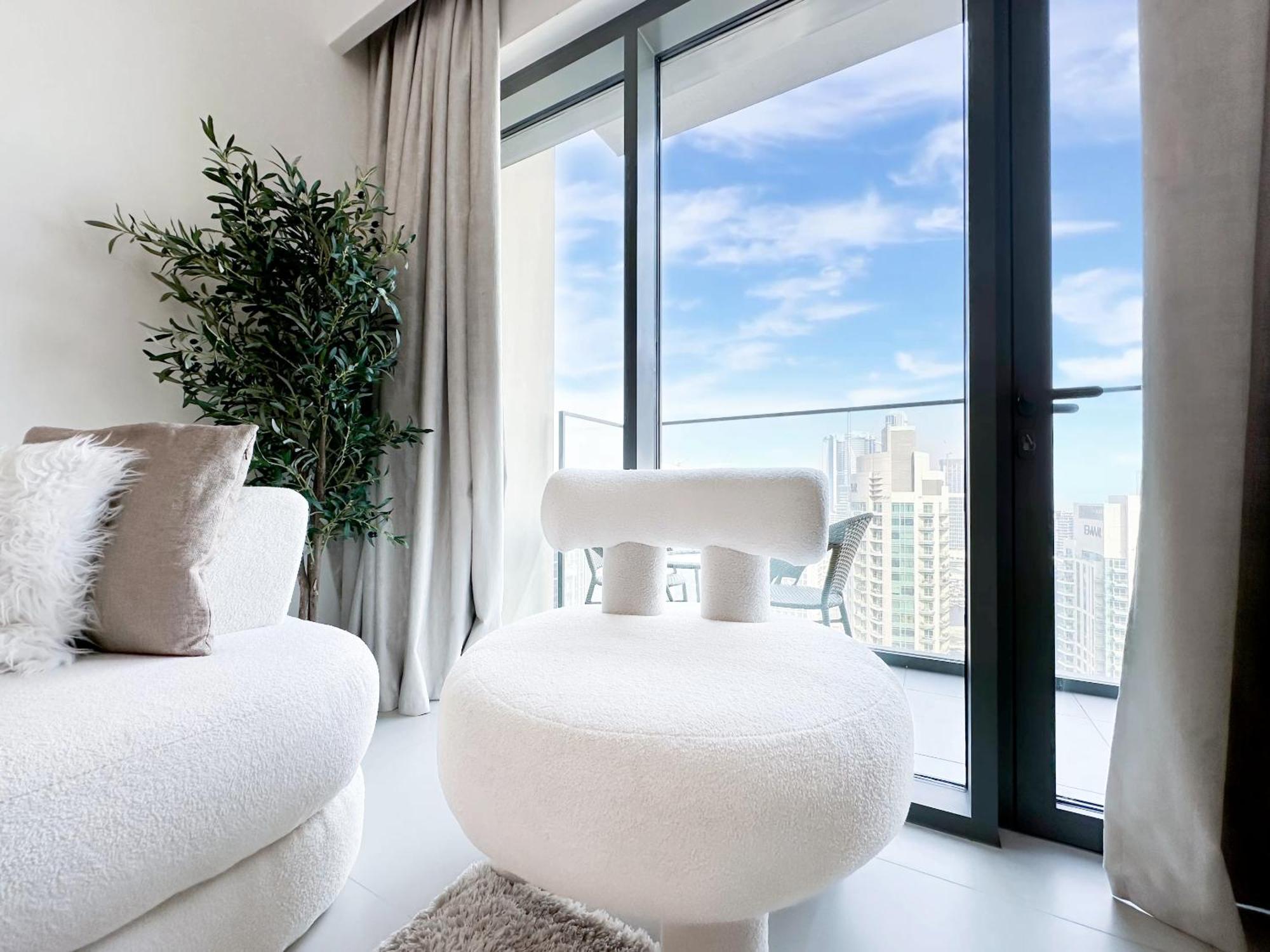 Trophy - Euphoria Eclipse In 29th Floor In Burj Royale * Dubai