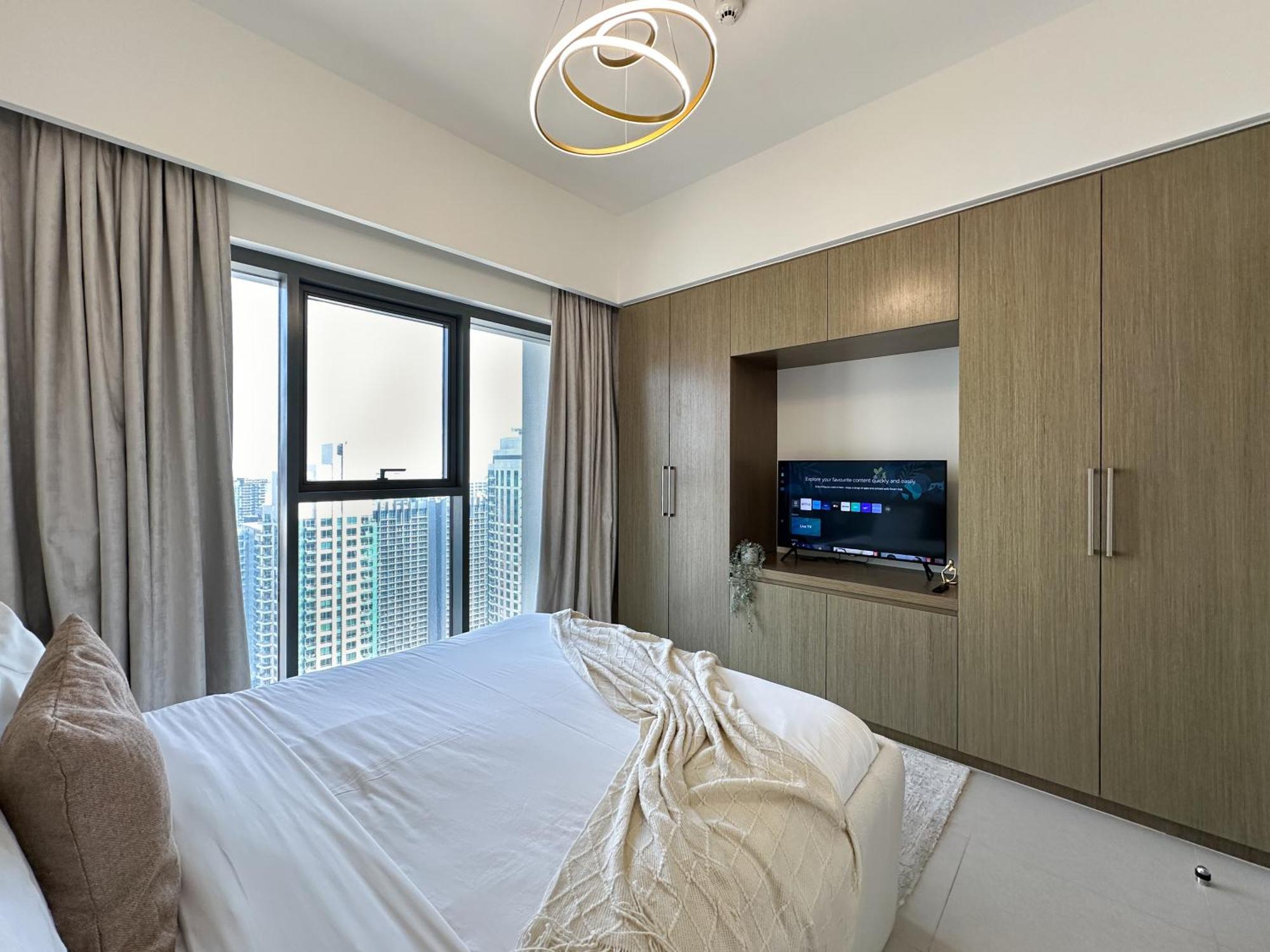 Apartment Trophy - Euphoria Eclipse In 29th Floor In Burj Royale *
