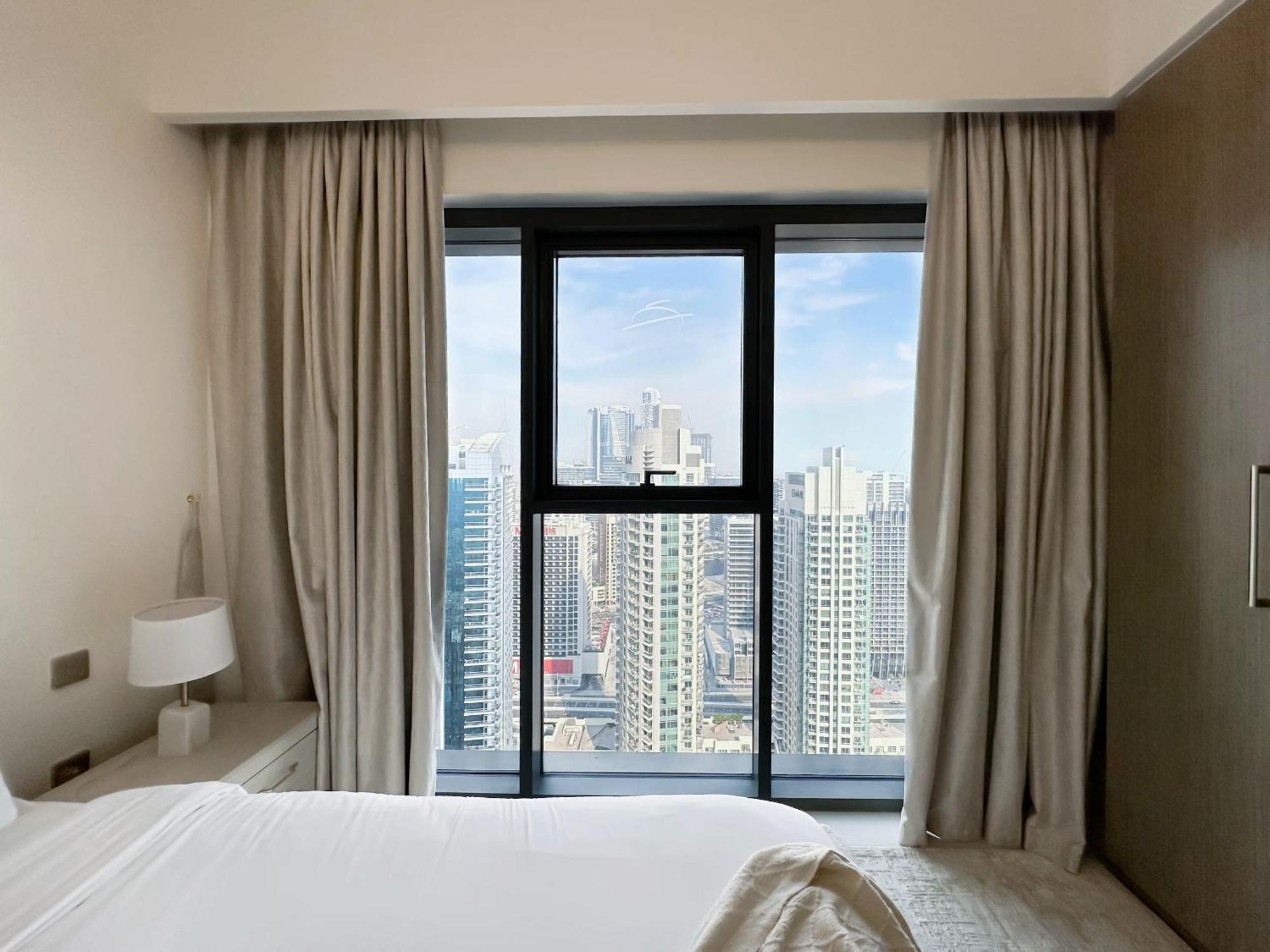 Apartment Trophy - Euphoria Eclipse In 29th Floor In Burj Royale Dubai