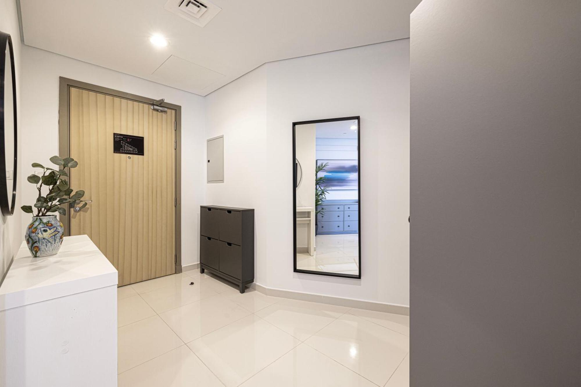 Smartstay At Paramount Tower - Sea And Downtown Views - Infinity Pool - Modern Luxury Residences Daire Dubai