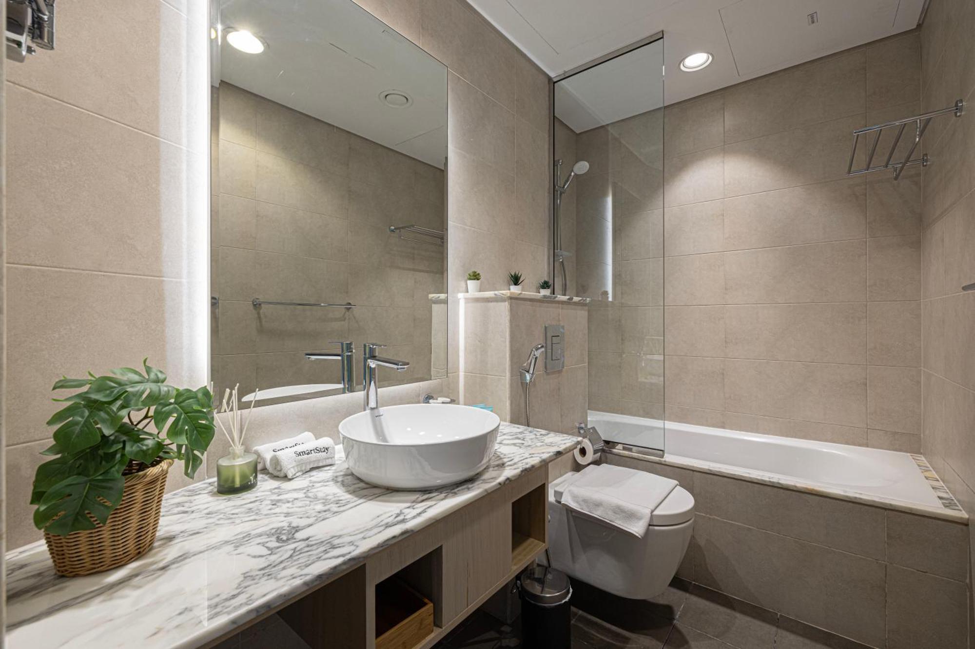 Apartment Smartstay At Paramount Tower - Sea And Downtown Views - Infinity Pool - Modern Luxury Residences *