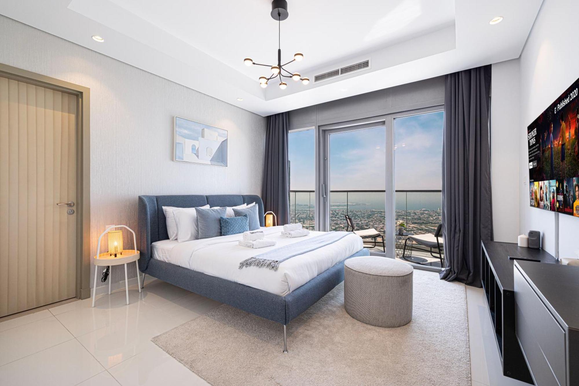 Daire Smartstay At Paramount Tower - Sea And Downtown Views - Infinity Pool - Modern Luxury Residences Dubai