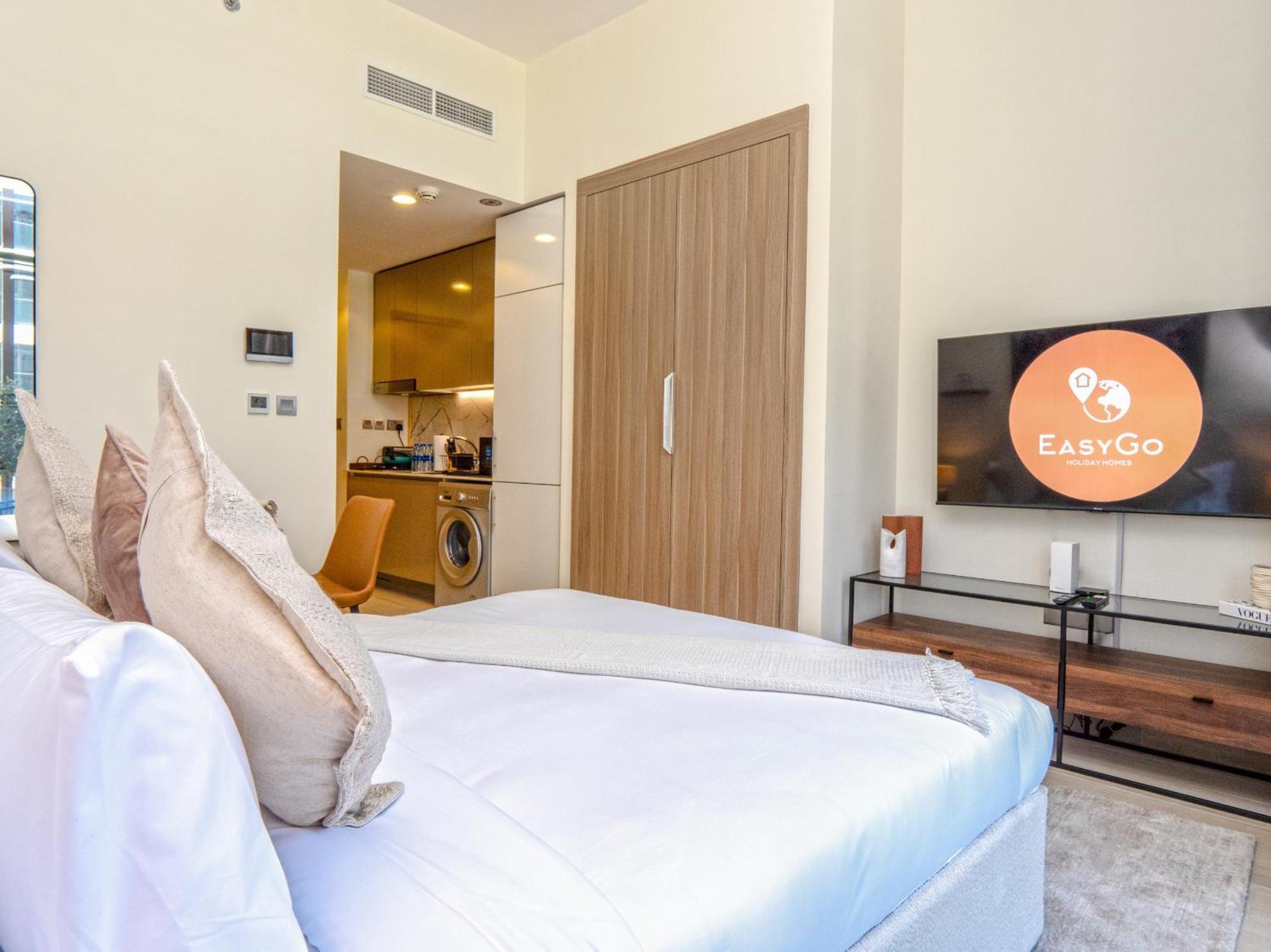 Apartment Easygo - Unbeatable Deals On Urban In Riviera 16 Dubai