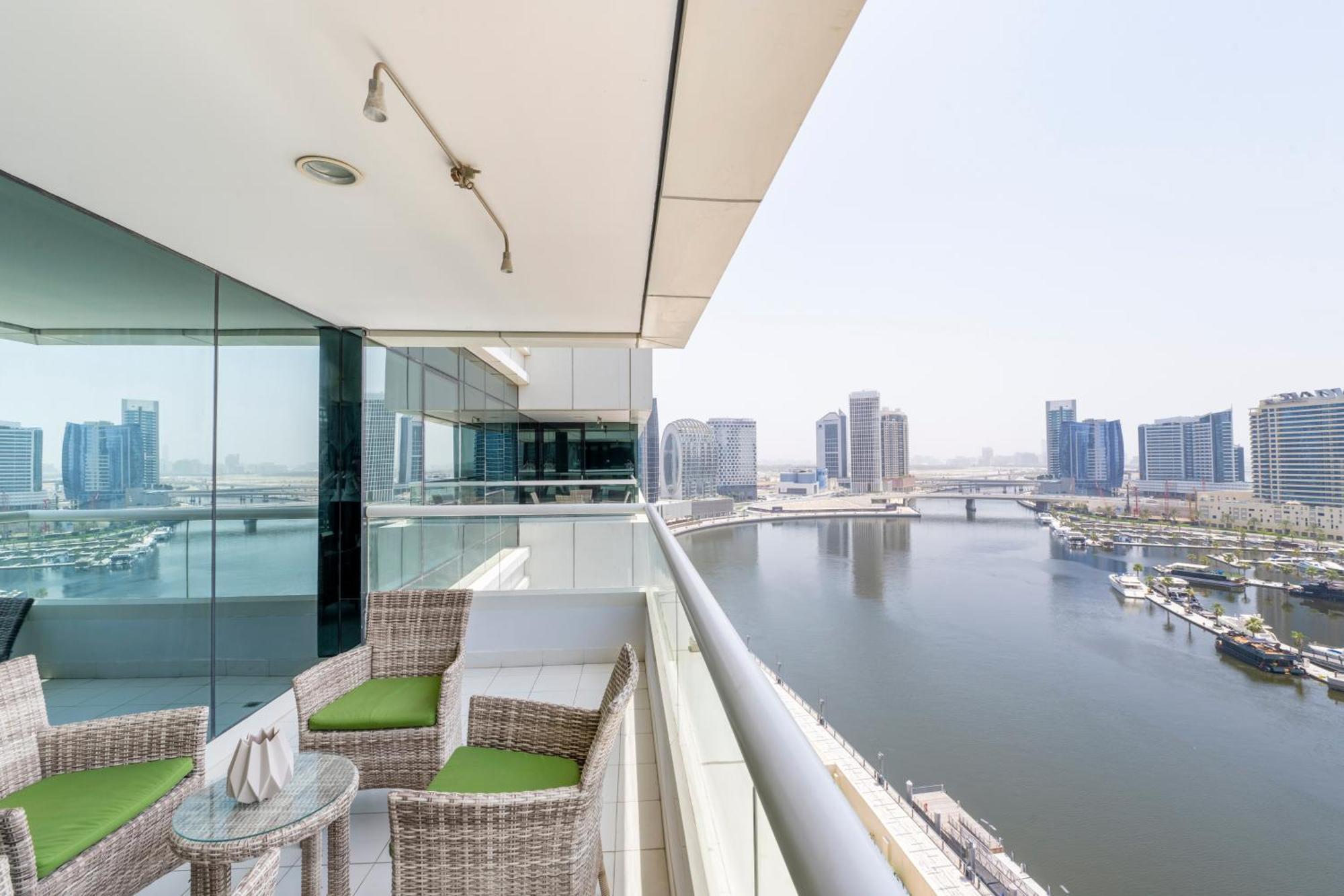Aparthotel Damac Canal Views Residences 5*