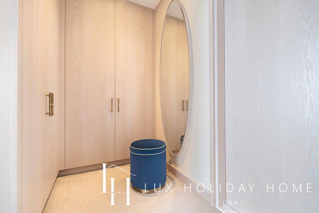 Apartment Lux Iconic Views At The Palm Tower 4 Dubai
