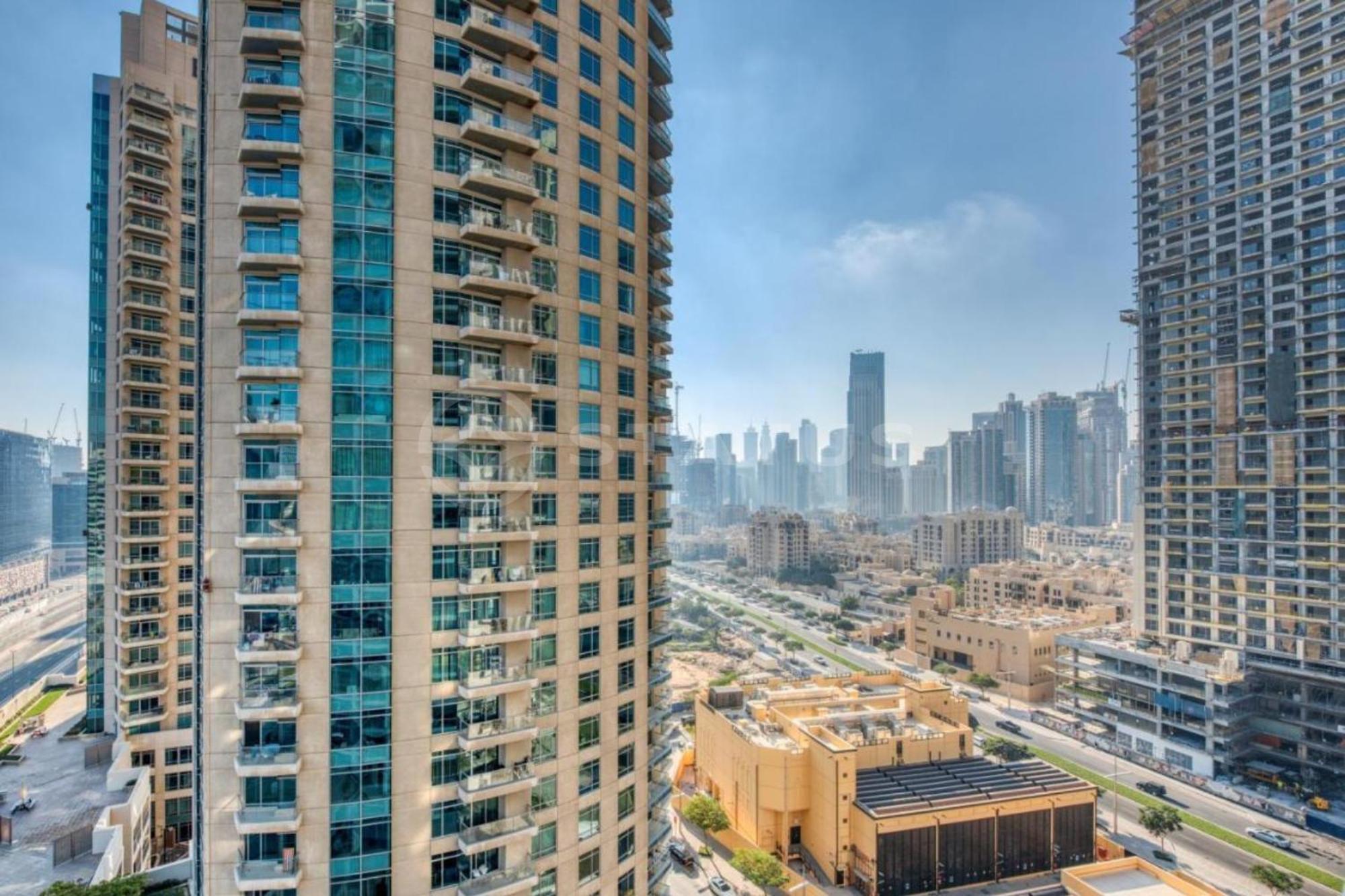 Canal View - Burj Al Najoom-l15 - Near Mall Dubai