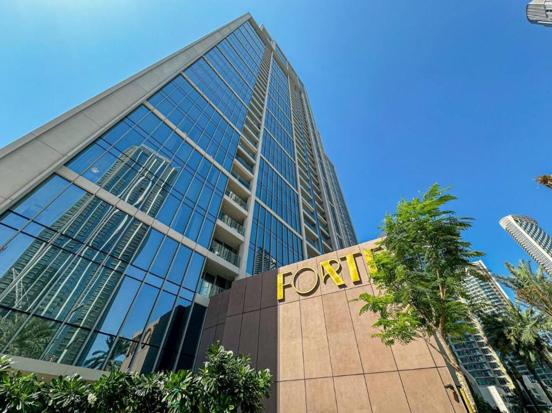 Apartment Oraya - Modern 5 Min Walk To Mall & Burj Views Dubai