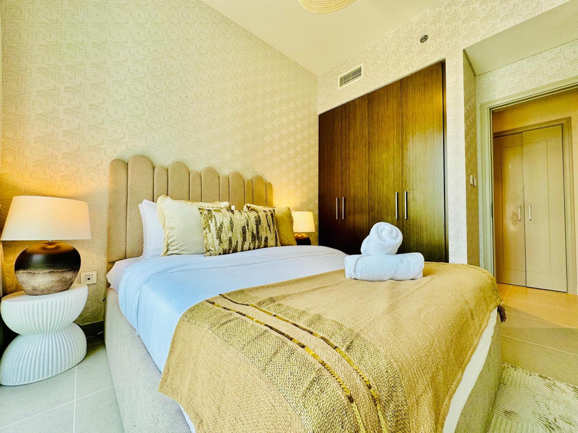 Venduras Homes - Tower, Downtown Apartment Dubai