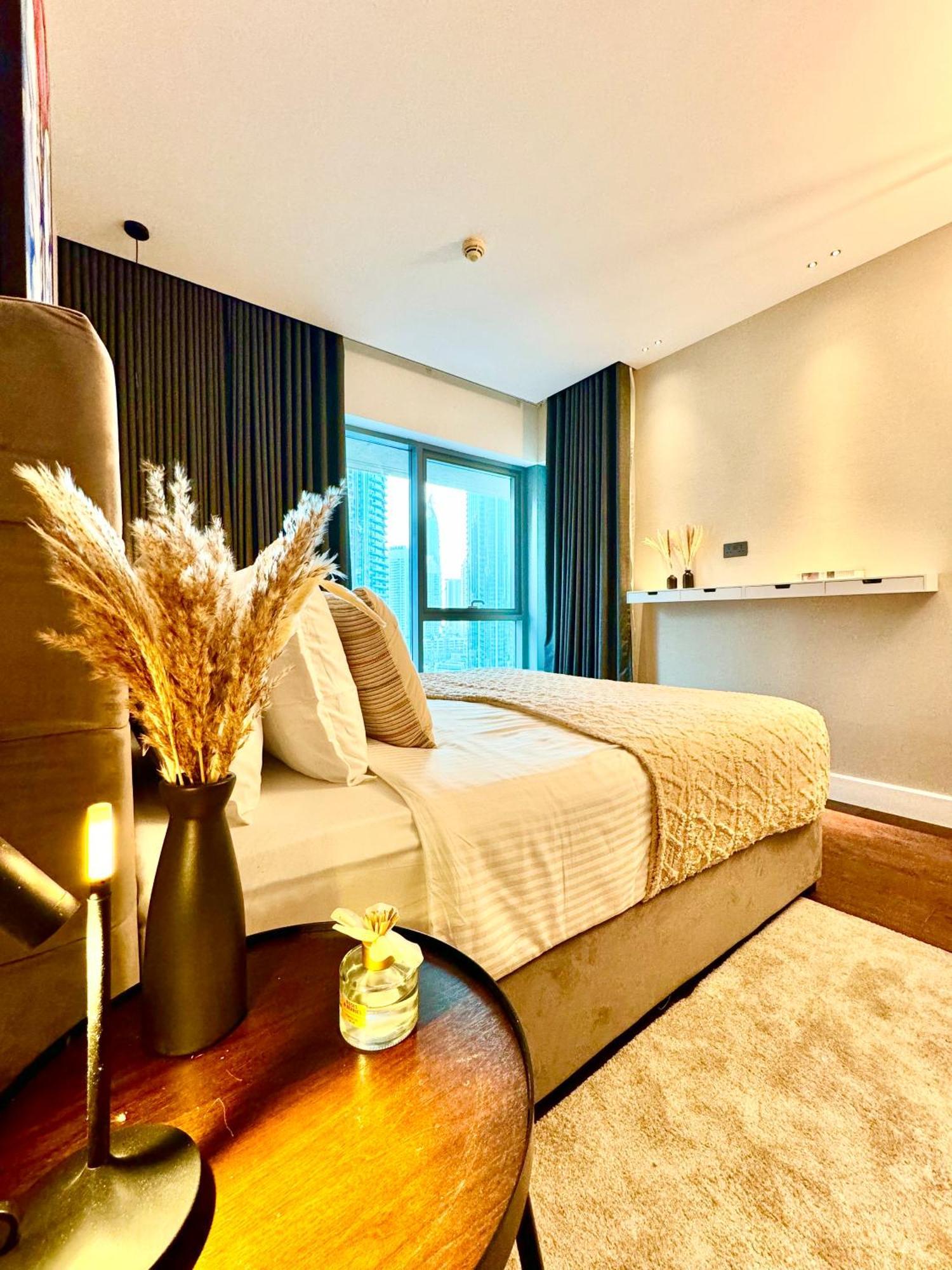 The Burj Khalifa Living - Spectacular Views Of Fountain - 3 Min Walk To Mall Apartment Dubai