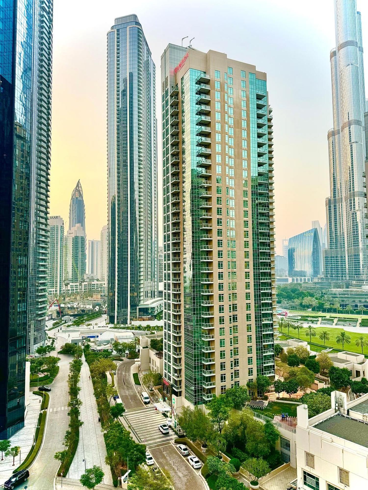 The Burj Khalifa Living - Spectacular Views Of Fountain - 3 Min Walk To Mall *