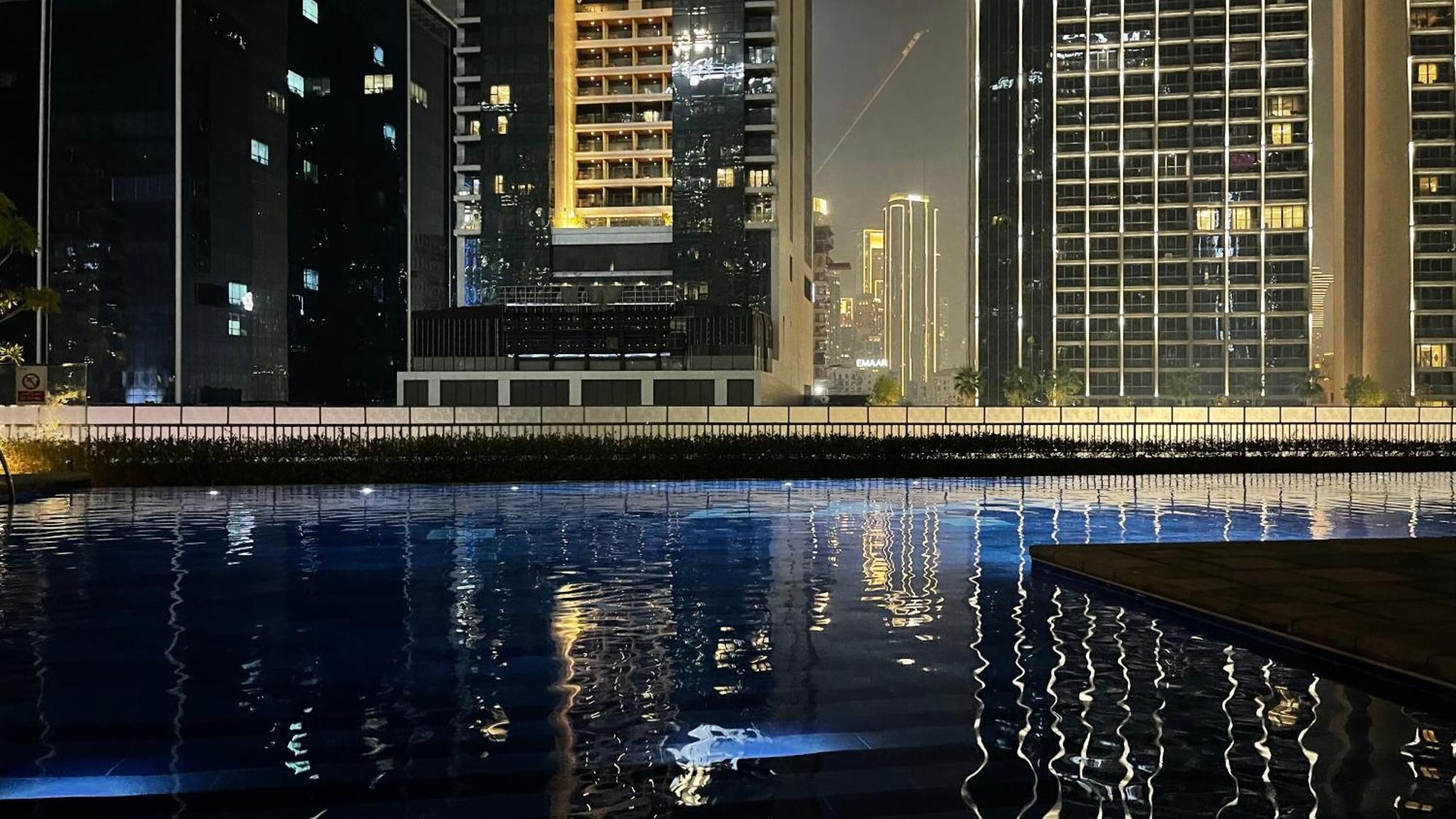 Apartamento Stunning 2-bedroom Business Bay With Burj Khalifa View & Huge Balcony Dubai