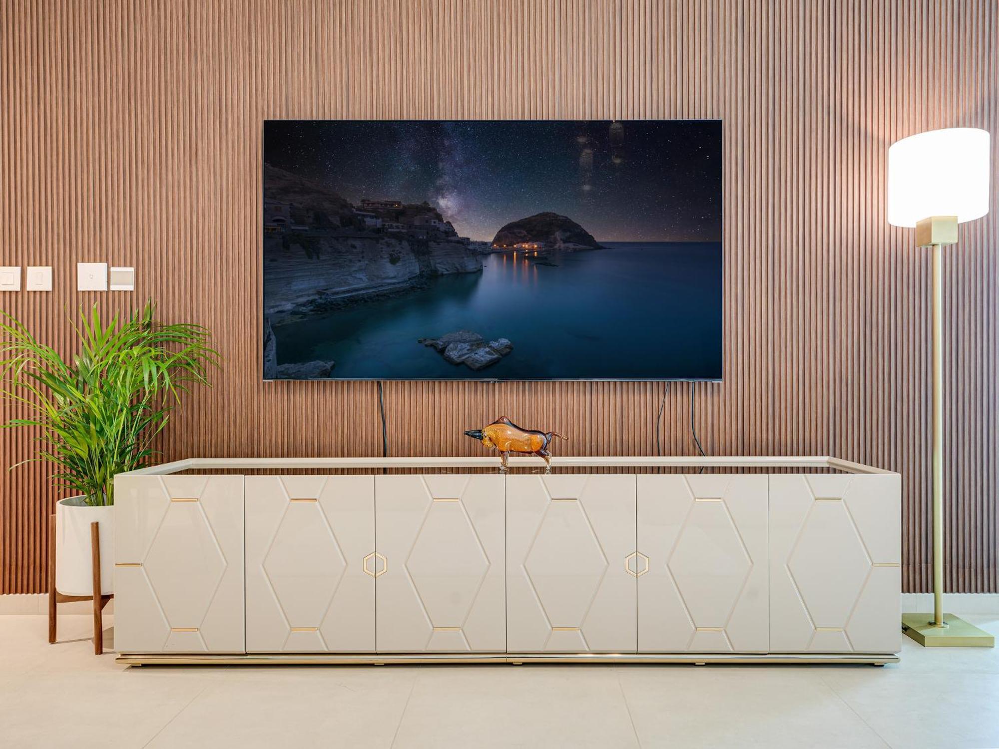 Luxury 2br Burj Khalifa Views 5min Walk Mall Apartment *