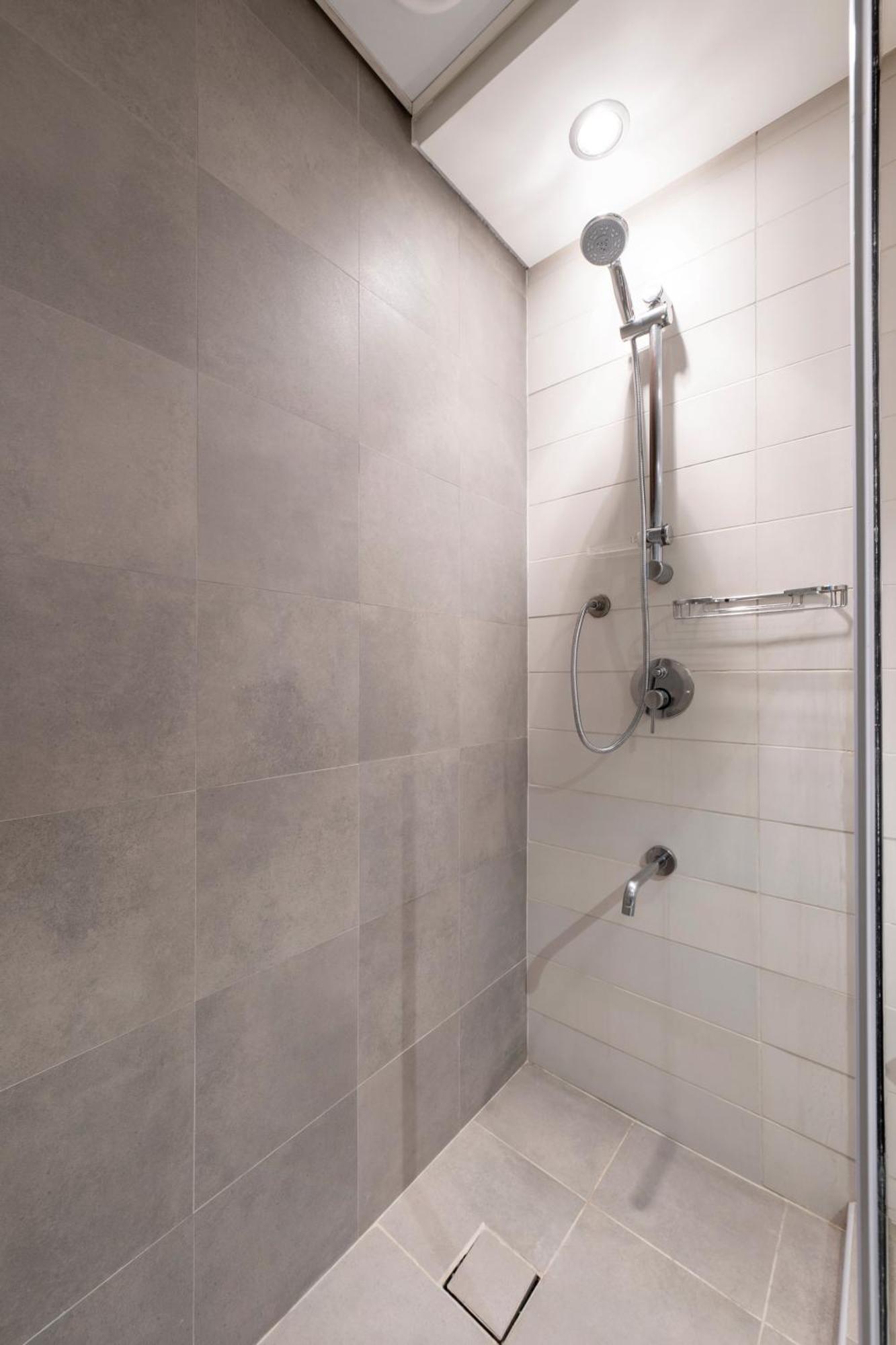 Apartment Luxury Downtown 2br - 5 Min To Fountain - Full Burj Khalifa View