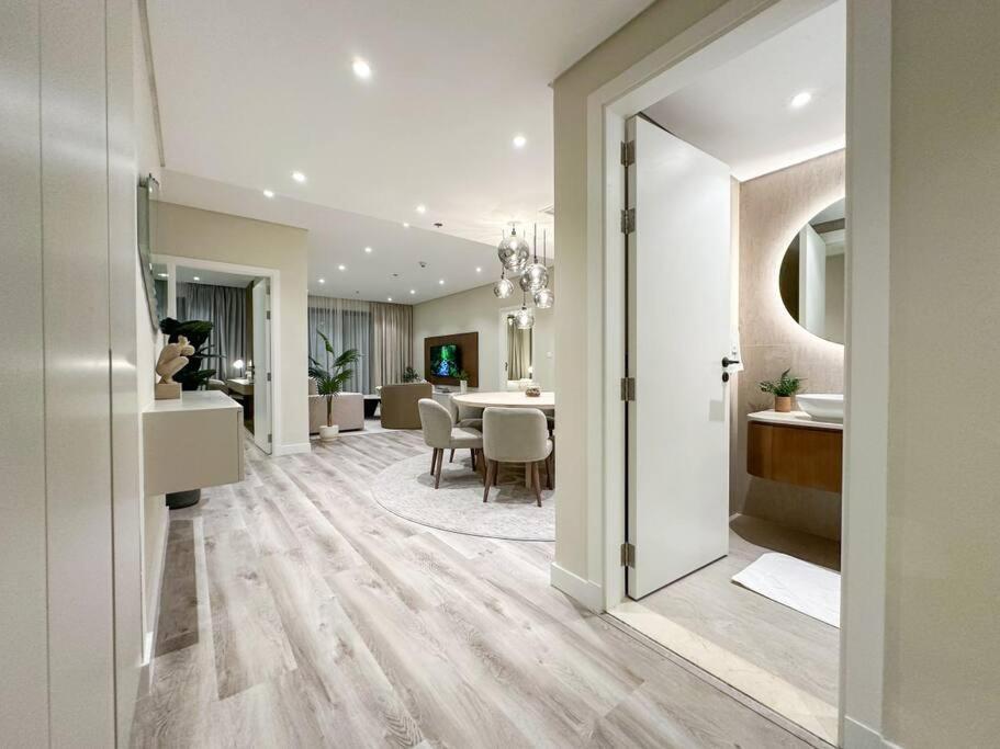 Upgraded 2br - Beachfront - 5 Star