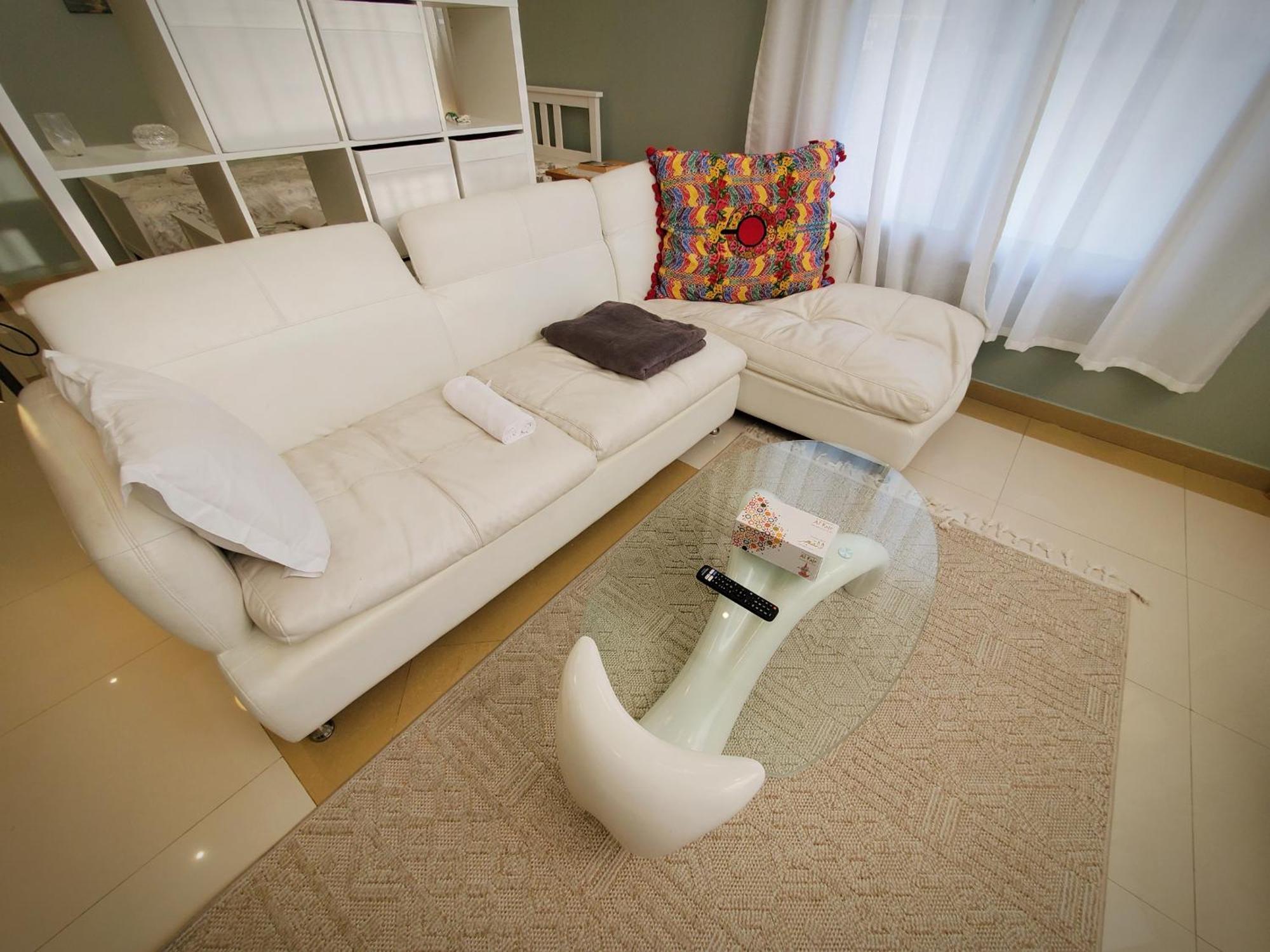 Cute House Sleeps 6 Patio Nr Metro Free Parking Holiday home *