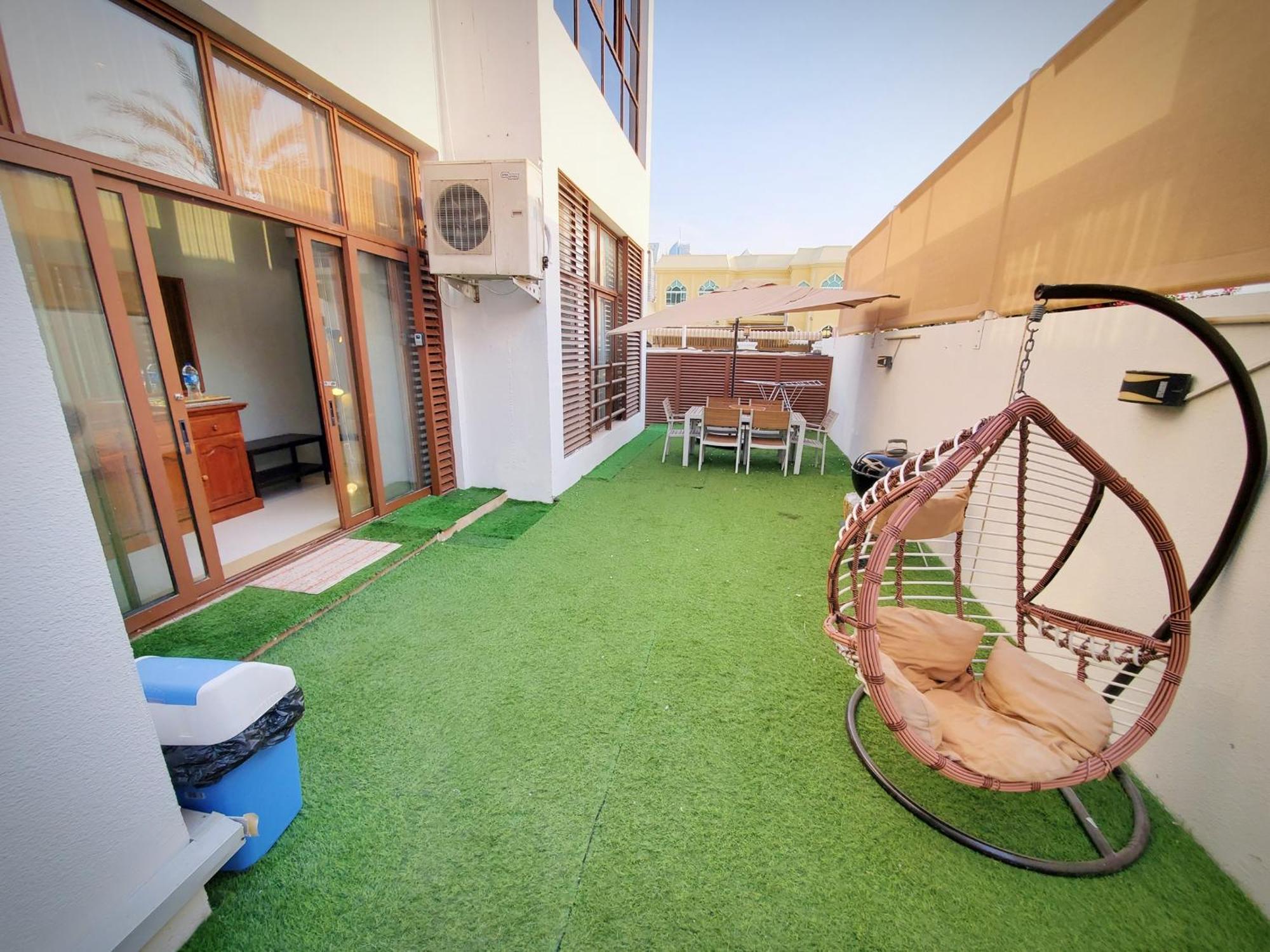 Cute House Sleeps 6 Patio Nr Metro Free Parking Dubai