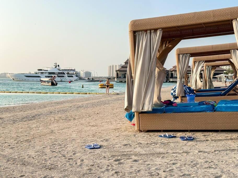 Apartment Upgraded 2br - Beachfront - 5 Star