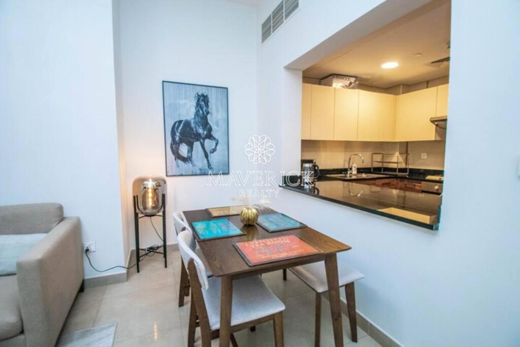 1 Bedroom Spacious Canal View In Marina * Dubai