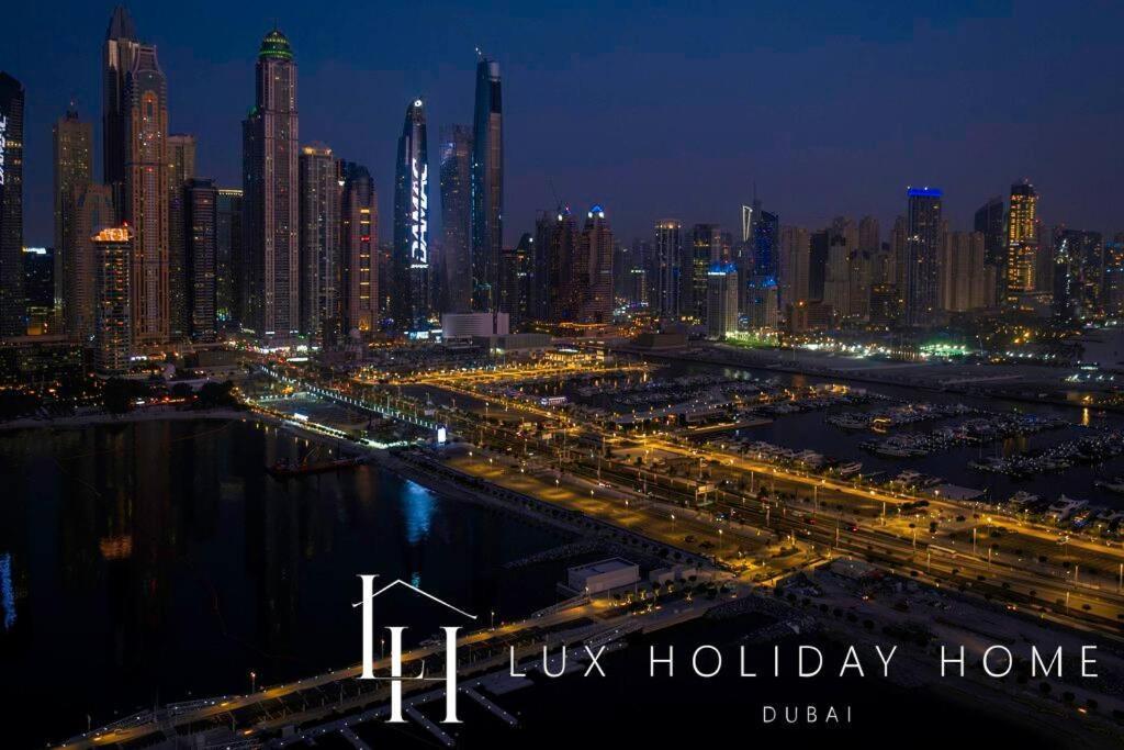 Lux The Marina Vista Beachfront 3 Apartamento *
