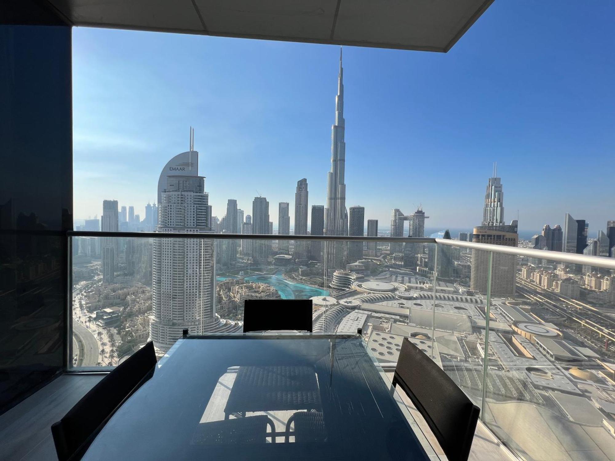 Ultra Modern 3 Bedroom With Direct Access To Mall *