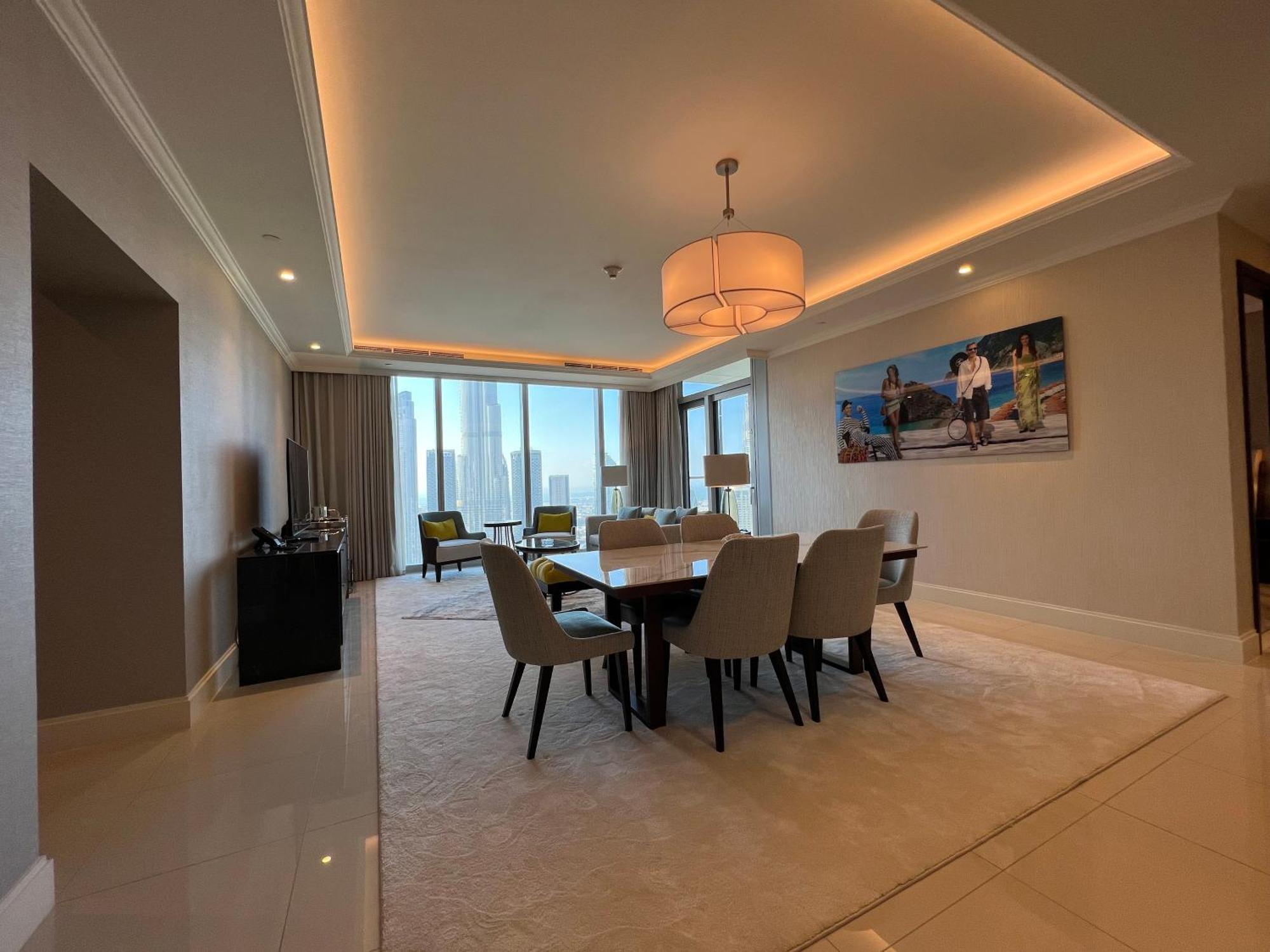 Ultra Modern 3 Bedroom With Direct Access To Mall *