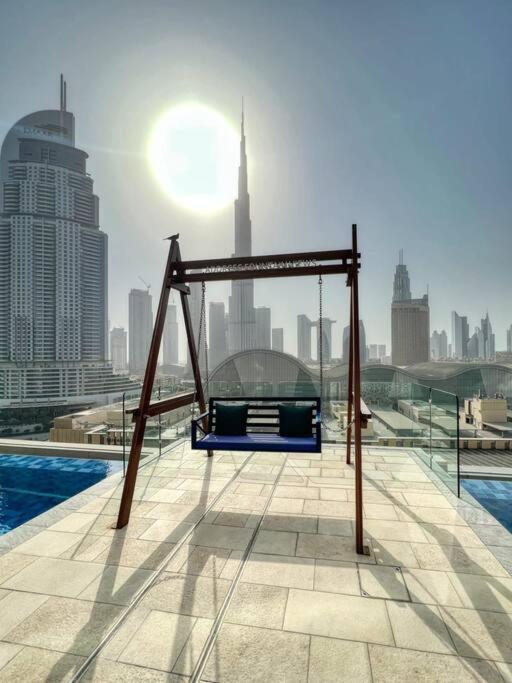 Apartment Ultra Modern 3 Bedroom With Direct Access To Mall *