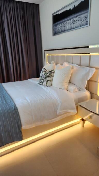 Jbr-yet Easy To Get Here By Car Apartment *