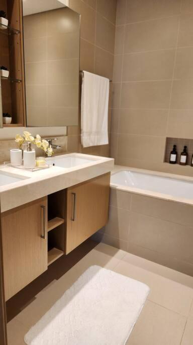 Jbr-yet Easy To Get Here By Car Apartment