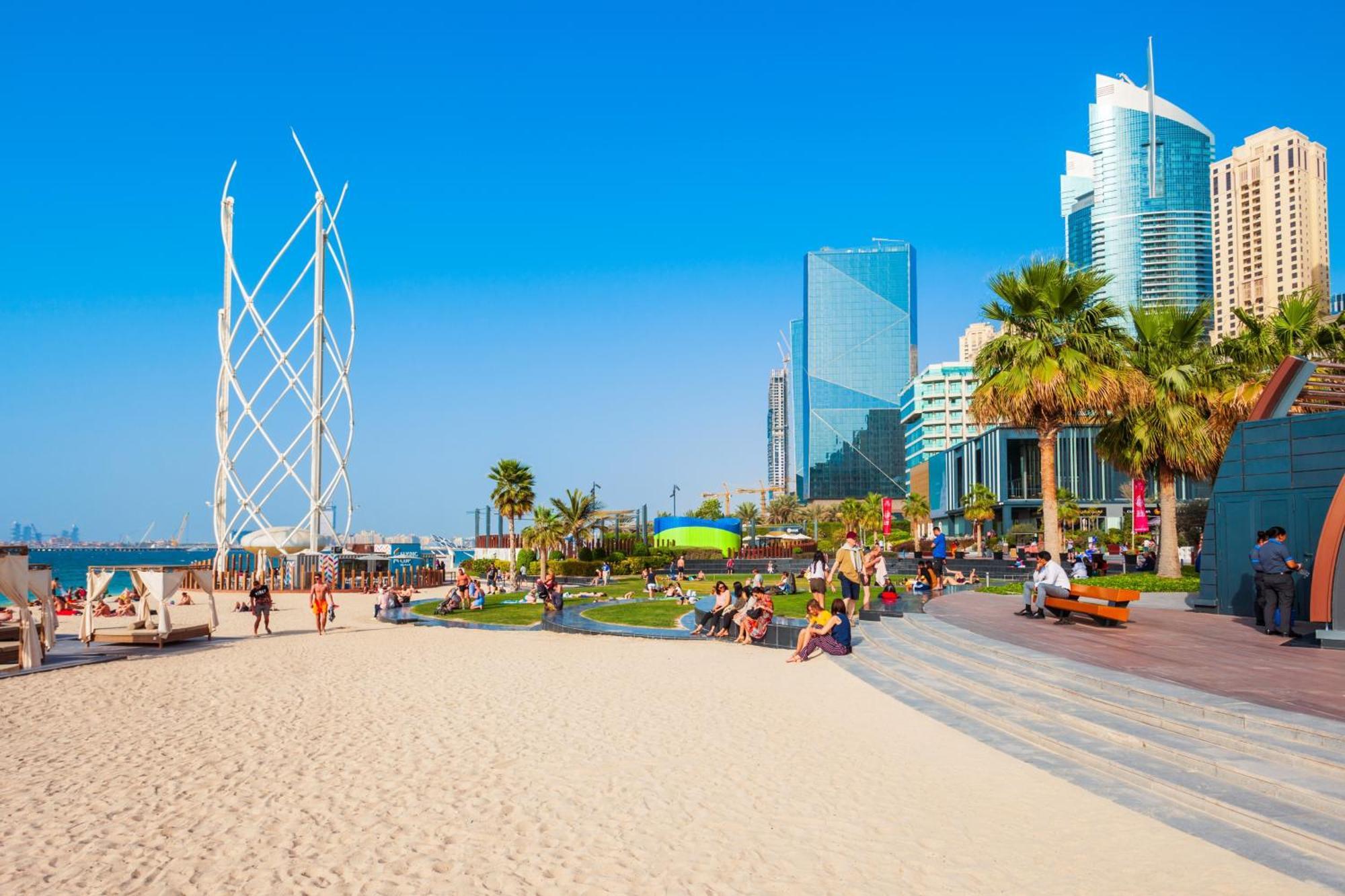 Burj Crown - Sky High, Downtown Ocean View, Opposite Mall Dubai