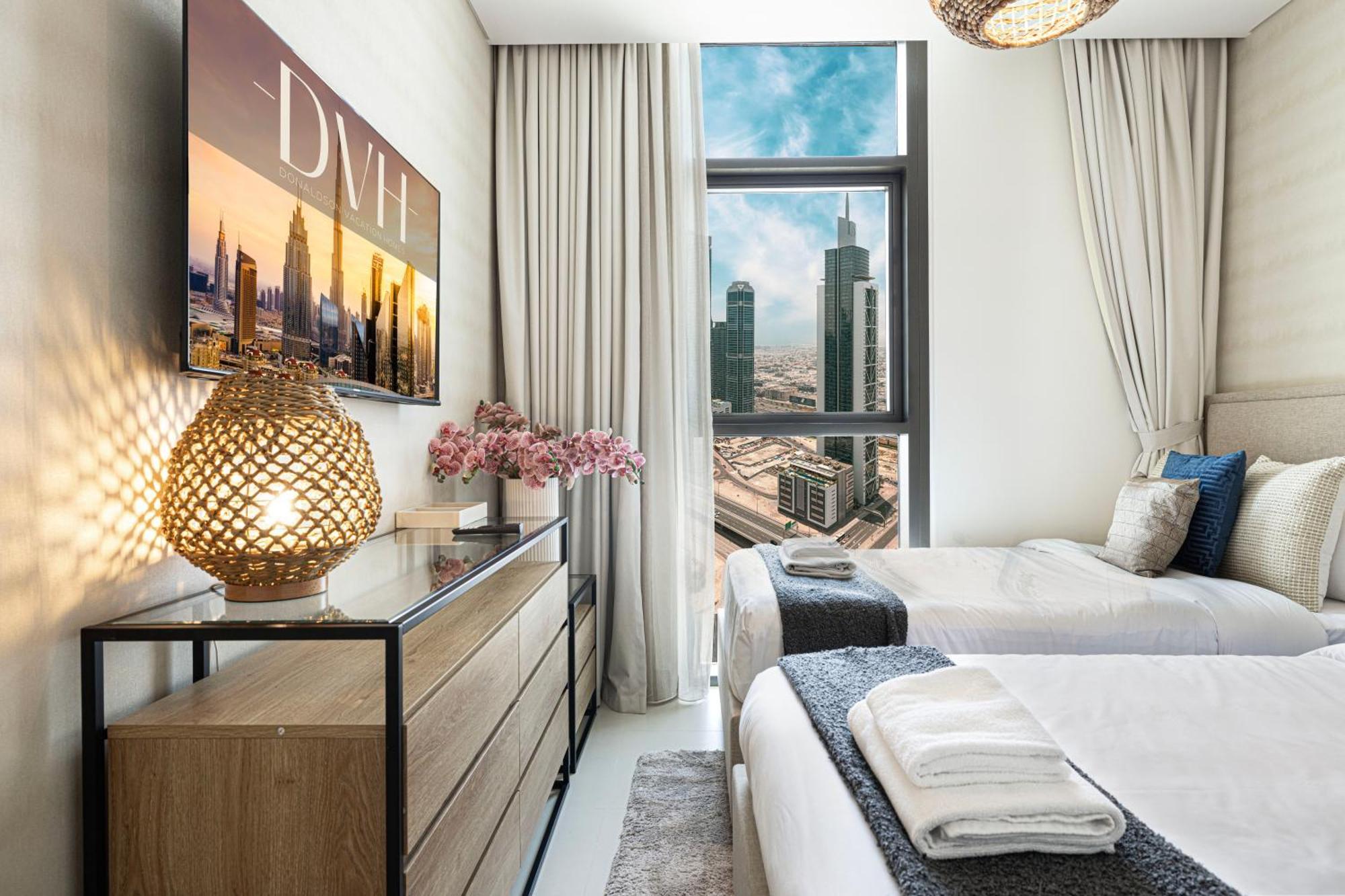 Apartment Burj Crown - Sky High, Downtown Ocean View, Opposite Mall *