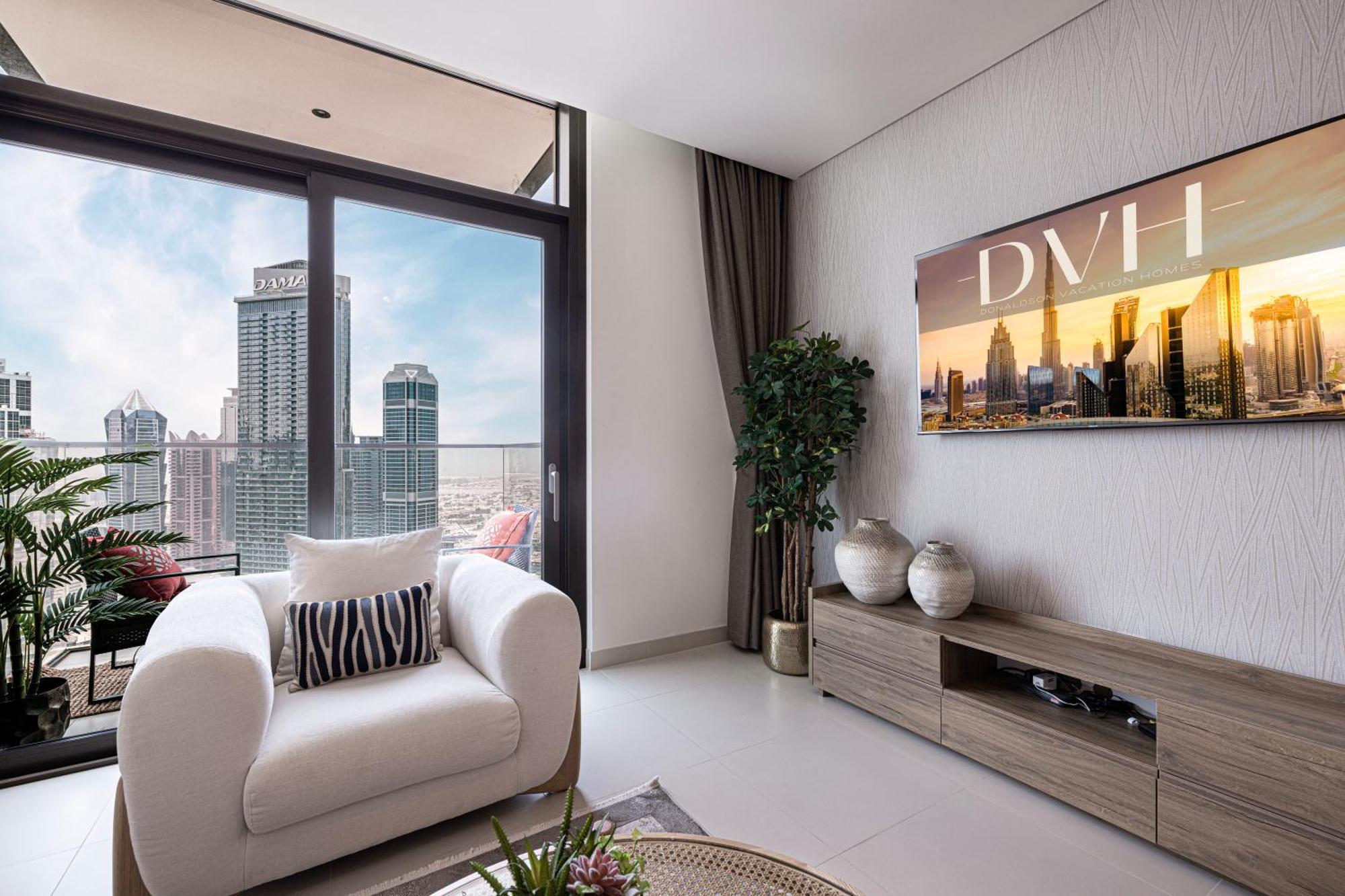 Apartment Burj Crown - Sky High, Downtown Ocean View, Opposite Mall *