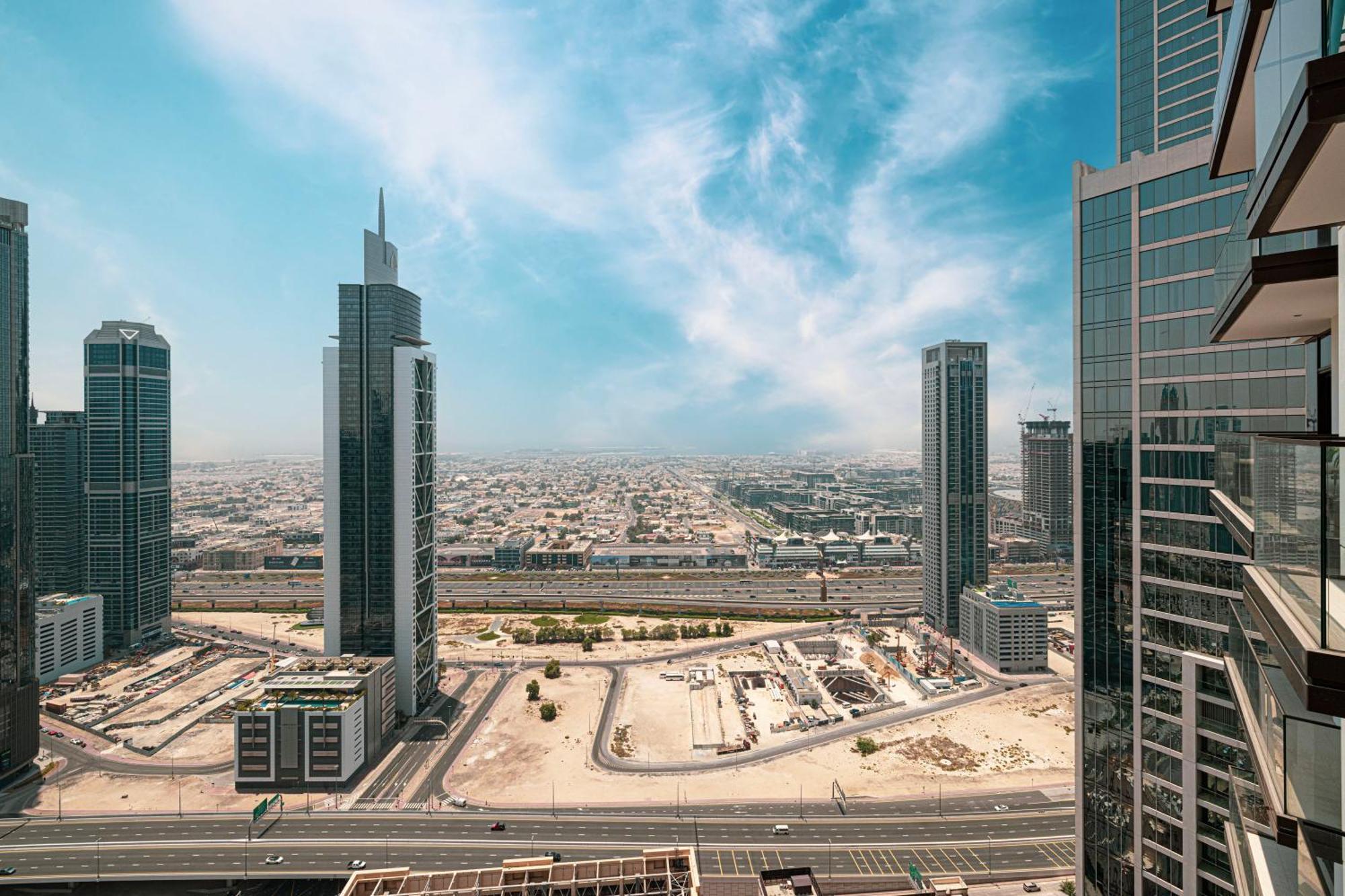 Burj Crown - Sky High, Downtown Ocean View, Opposite Mall Apartment
