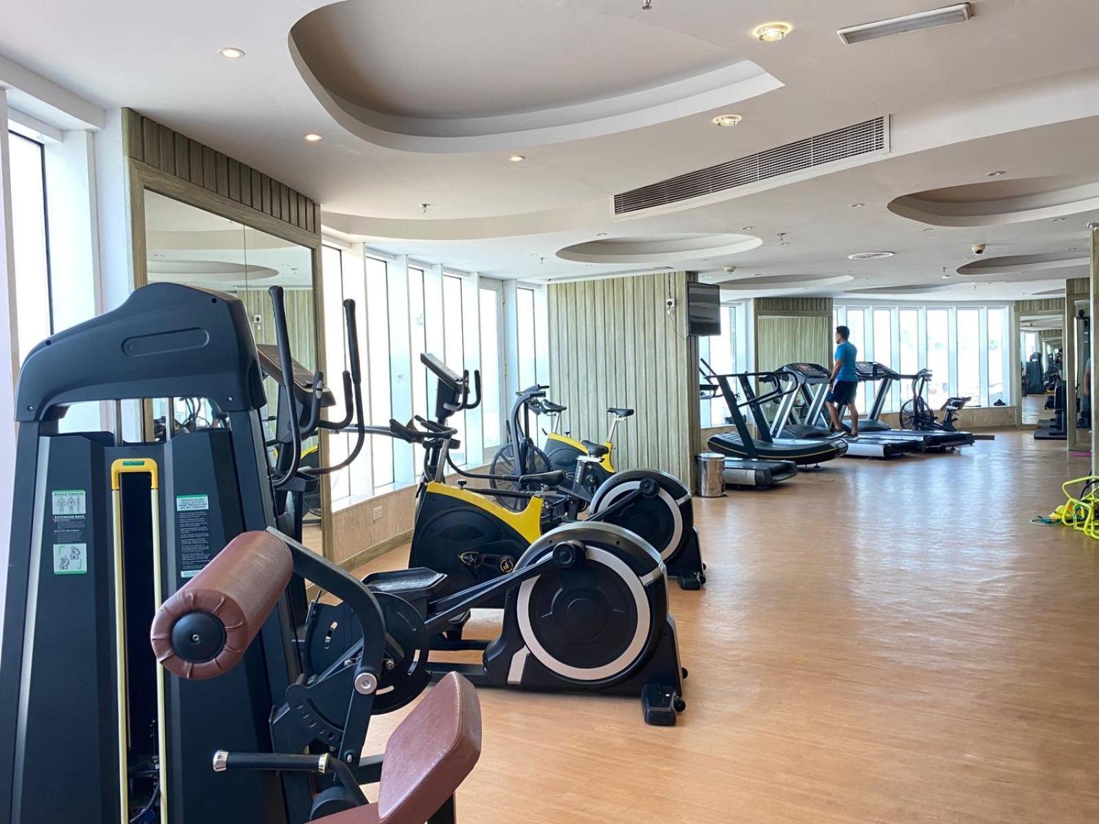 Zenith Smart - Zenith Tower A2 Dubai