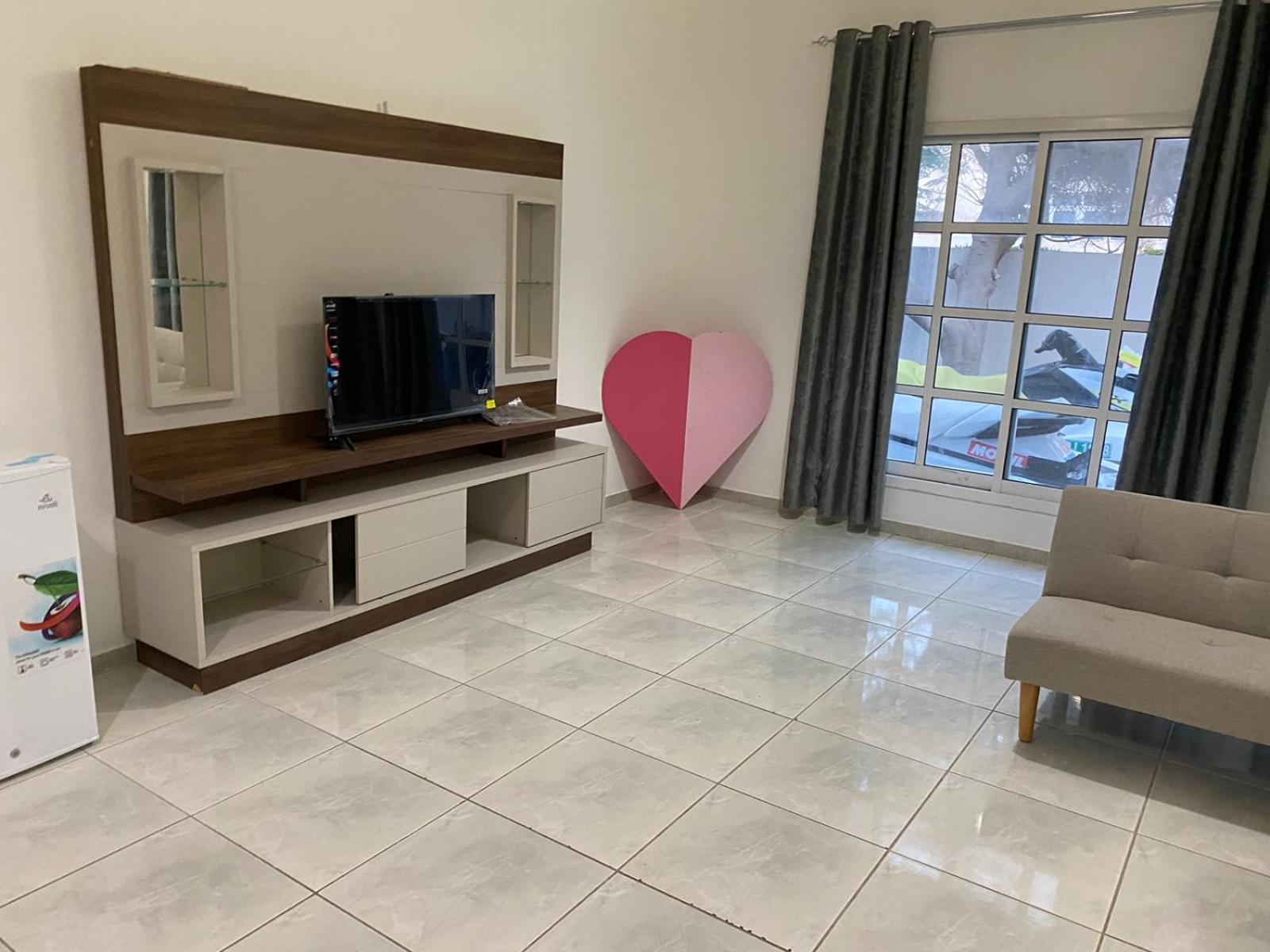 Comfortable Private In Compound Housing Guest house Dubai