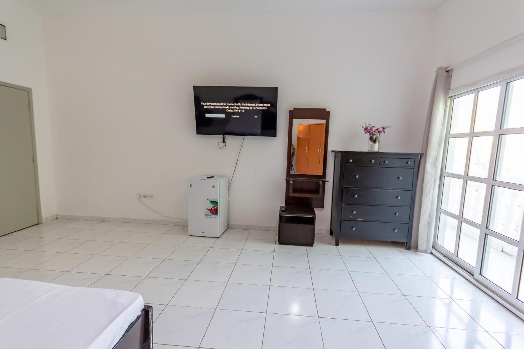 Guest house Comfortable Private In Compound Housing