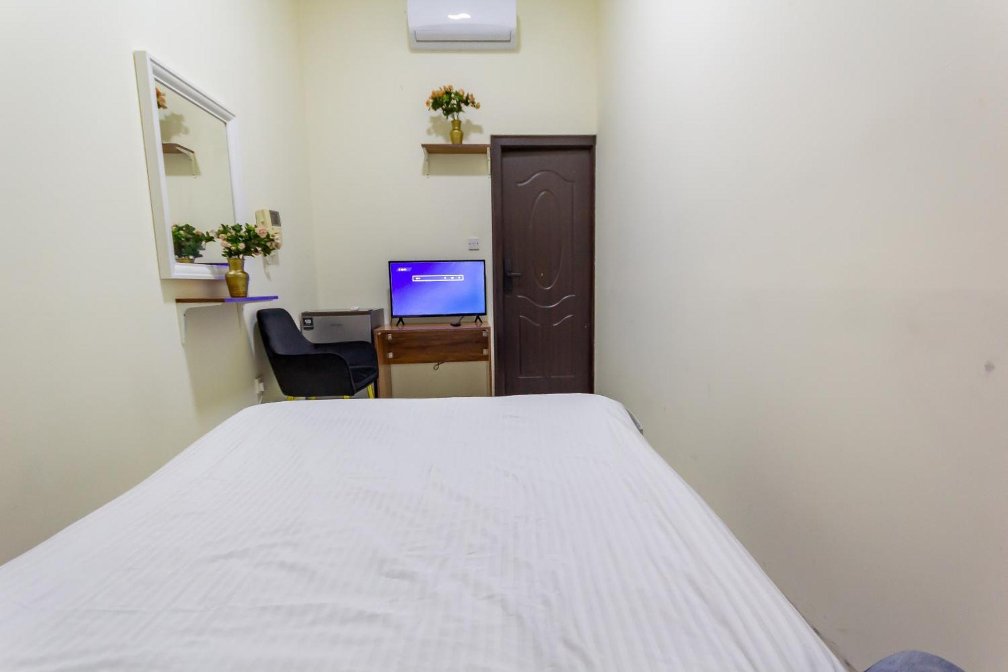 Comfortable Private In Compound Housing Guest house